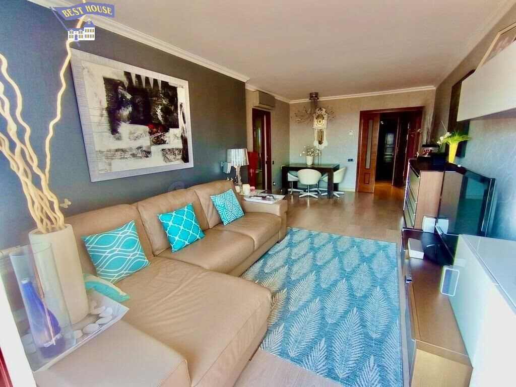 GRAN OPORTUNIDAD PISO DE 3 habitaciones 2 BAÑOS CON 2 PLAZAS - foto 2