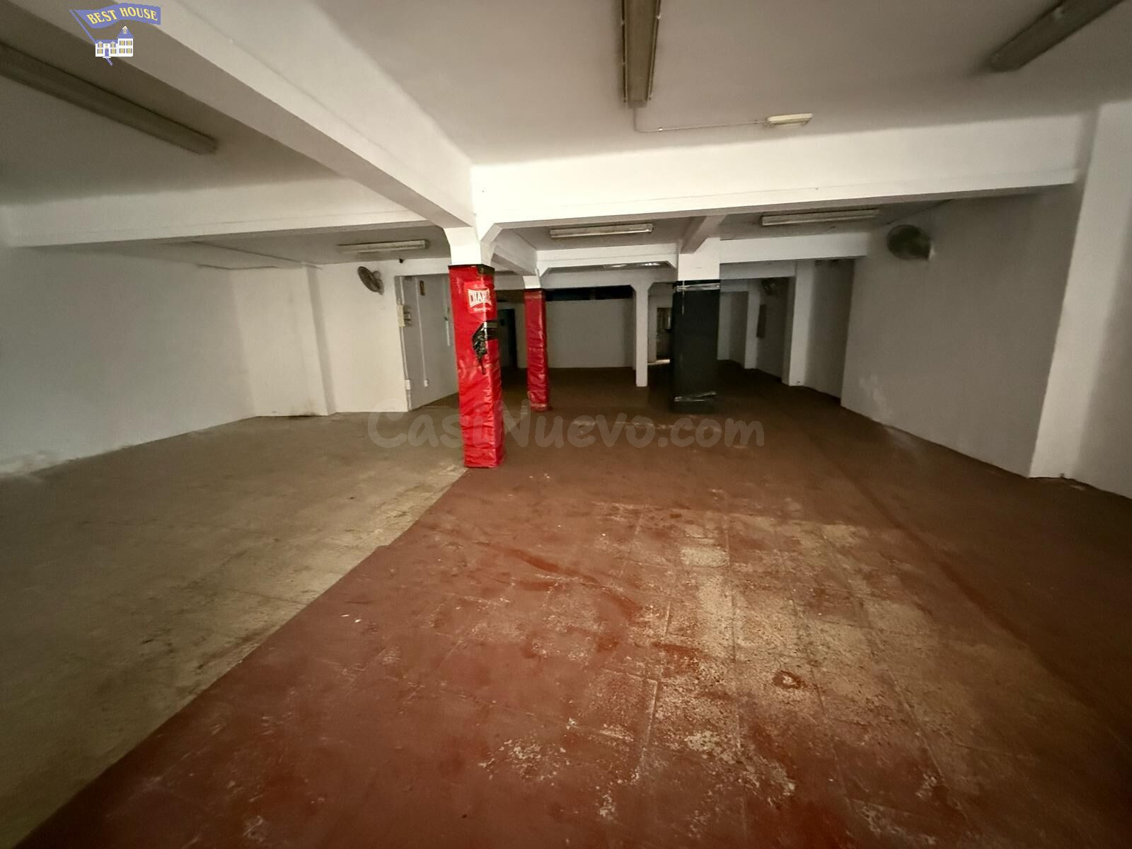 ¡OPORTUNIDAD UNICA EN MOLLET DEL VALLES! LOCAL COMERCIAL EN  - foto 2