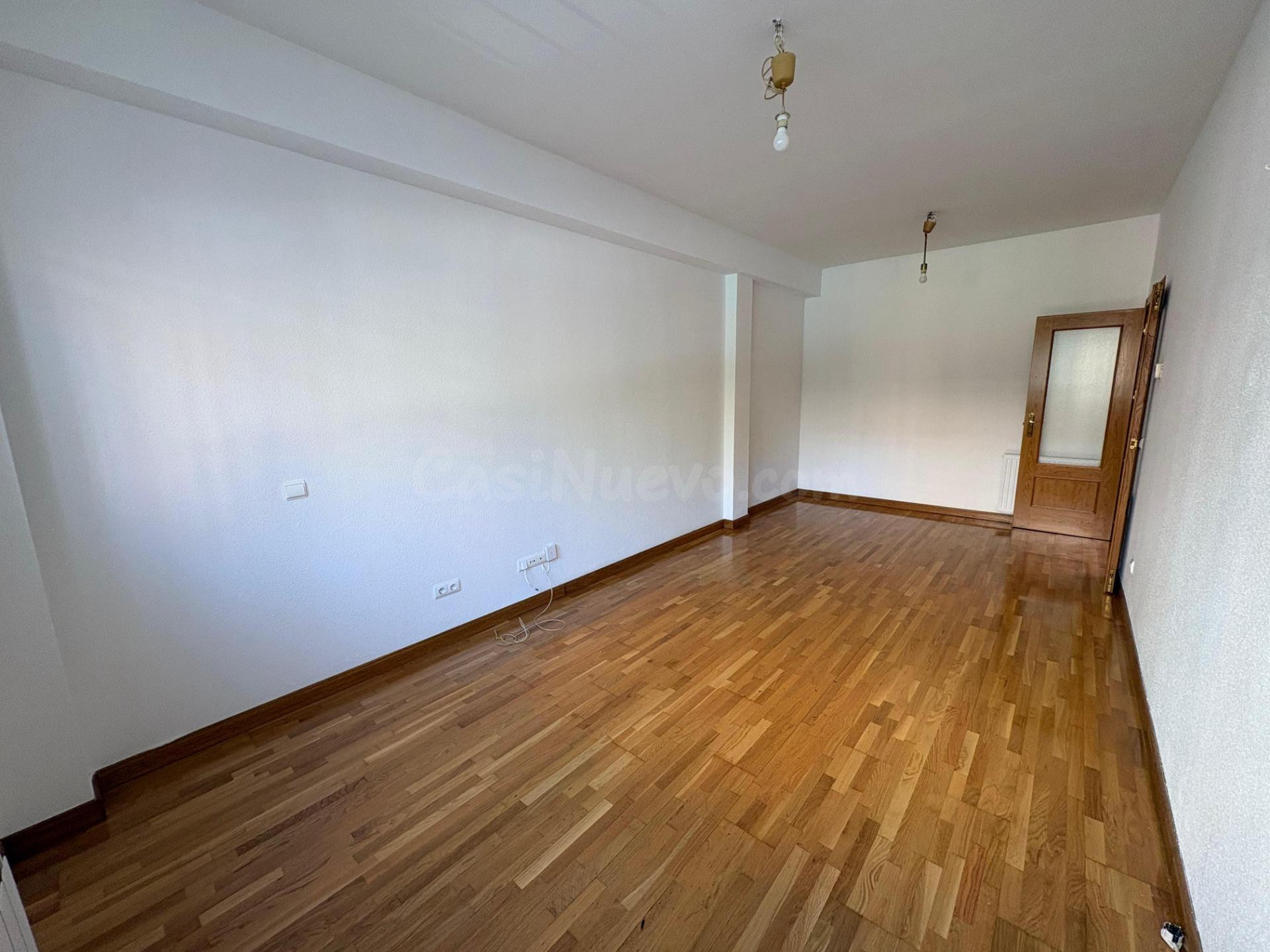 Planta baja 3 habitaciones 143m² en venta - Valdepelayo-Mont - foto 4