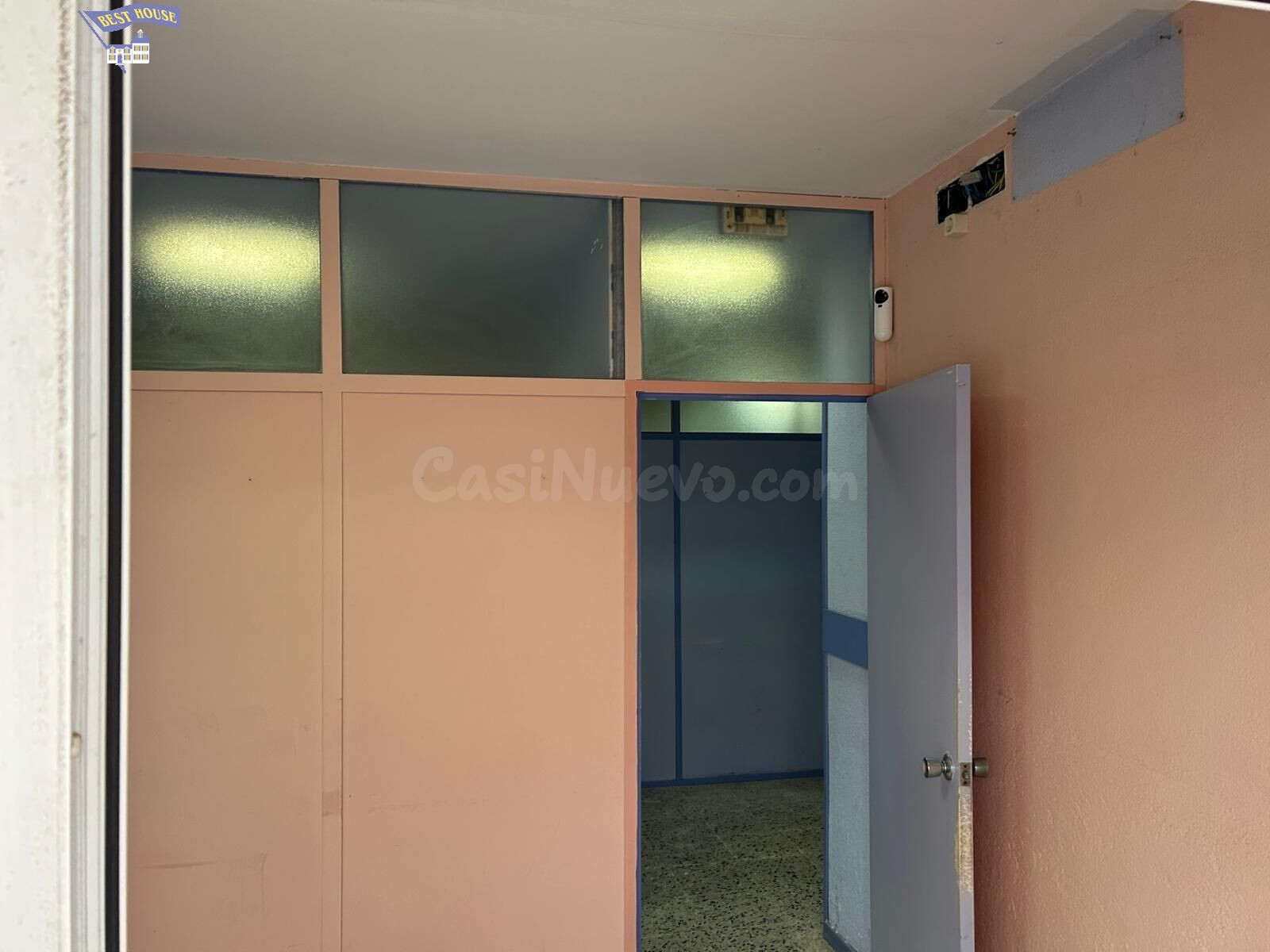 ¡OPORTUNIDAD EN CASTELLAR DEL VALLÈS! TU NUEVO LOCAL COMERCI - foto 5