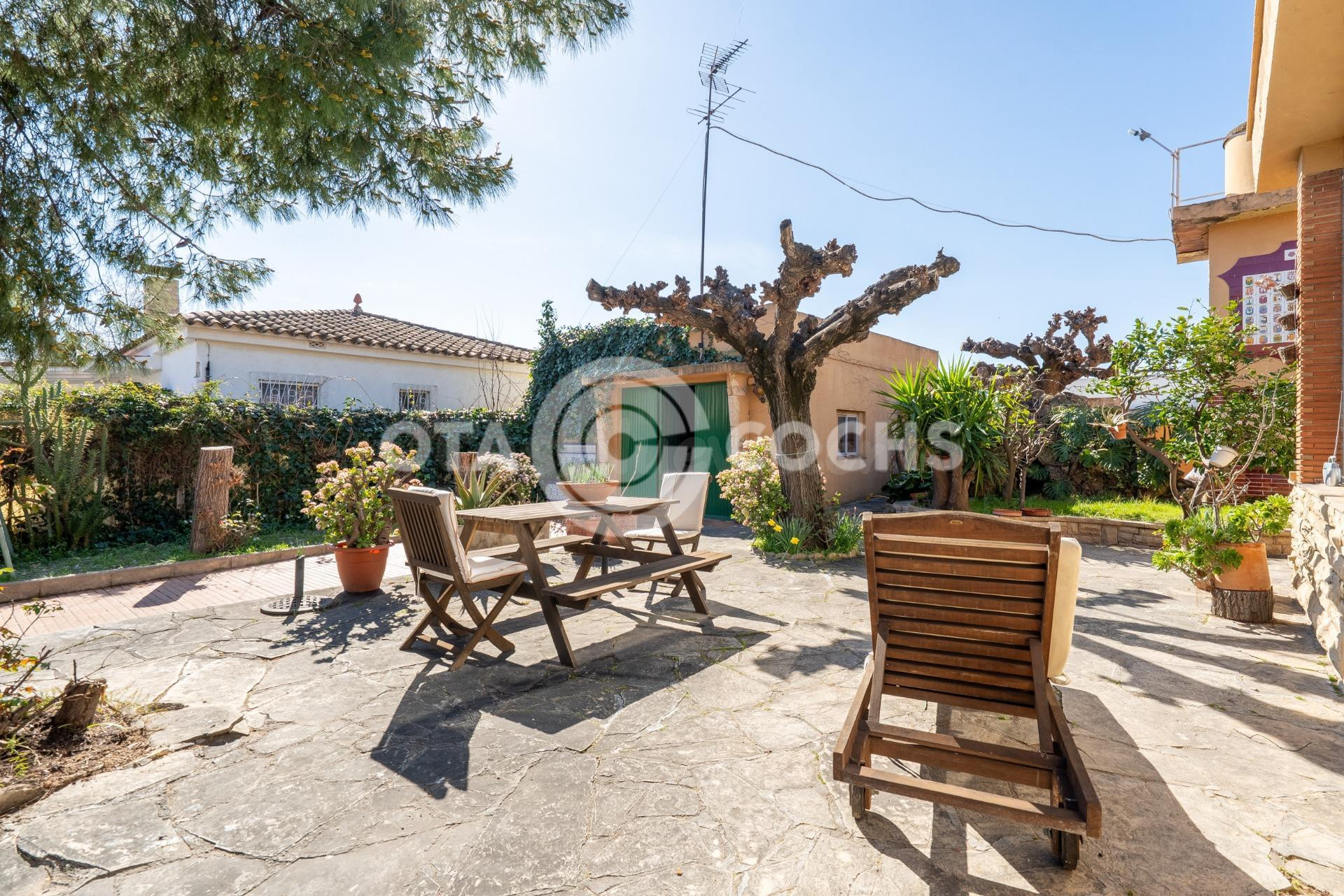 ESPECTACULAR CHALET UNIFAMILIAR EN REUS - foto 5