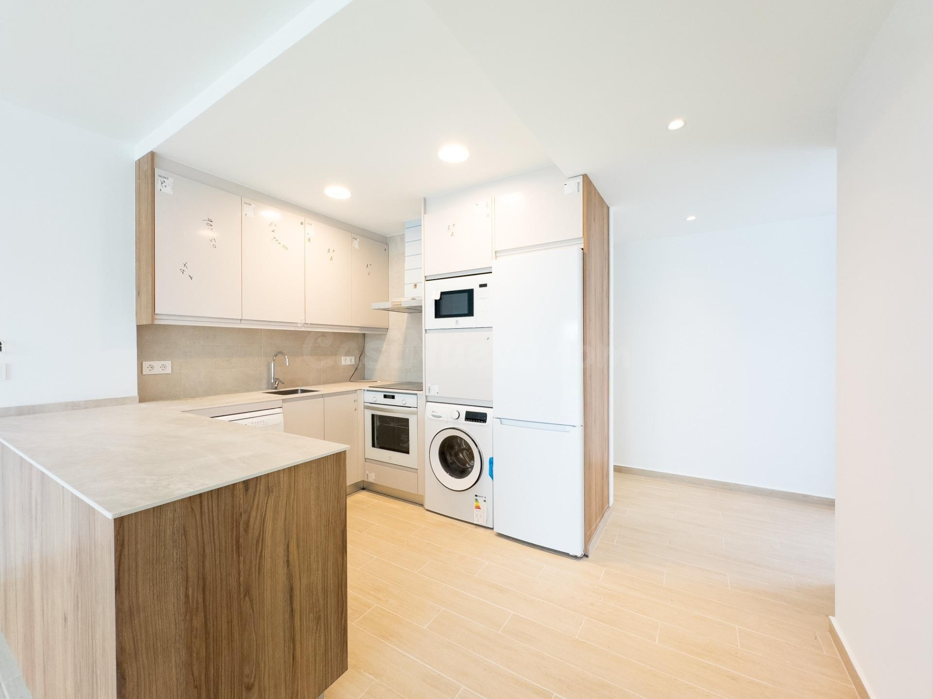 * NUEVO ÁTICO DE 3 DORMITORIOS Y 3 BAÑOS, LISTO PARA ENTRAR  - foto 5