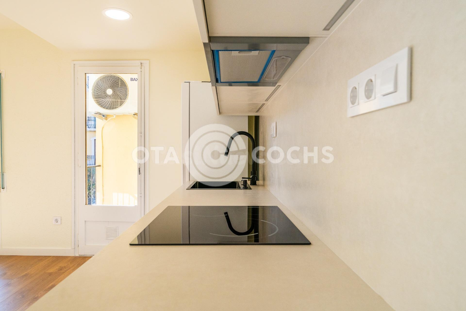 PISO COMPLETAMENTE REFORMADO DE 3 habitaciones EN L'ESPLUGA - foto 5