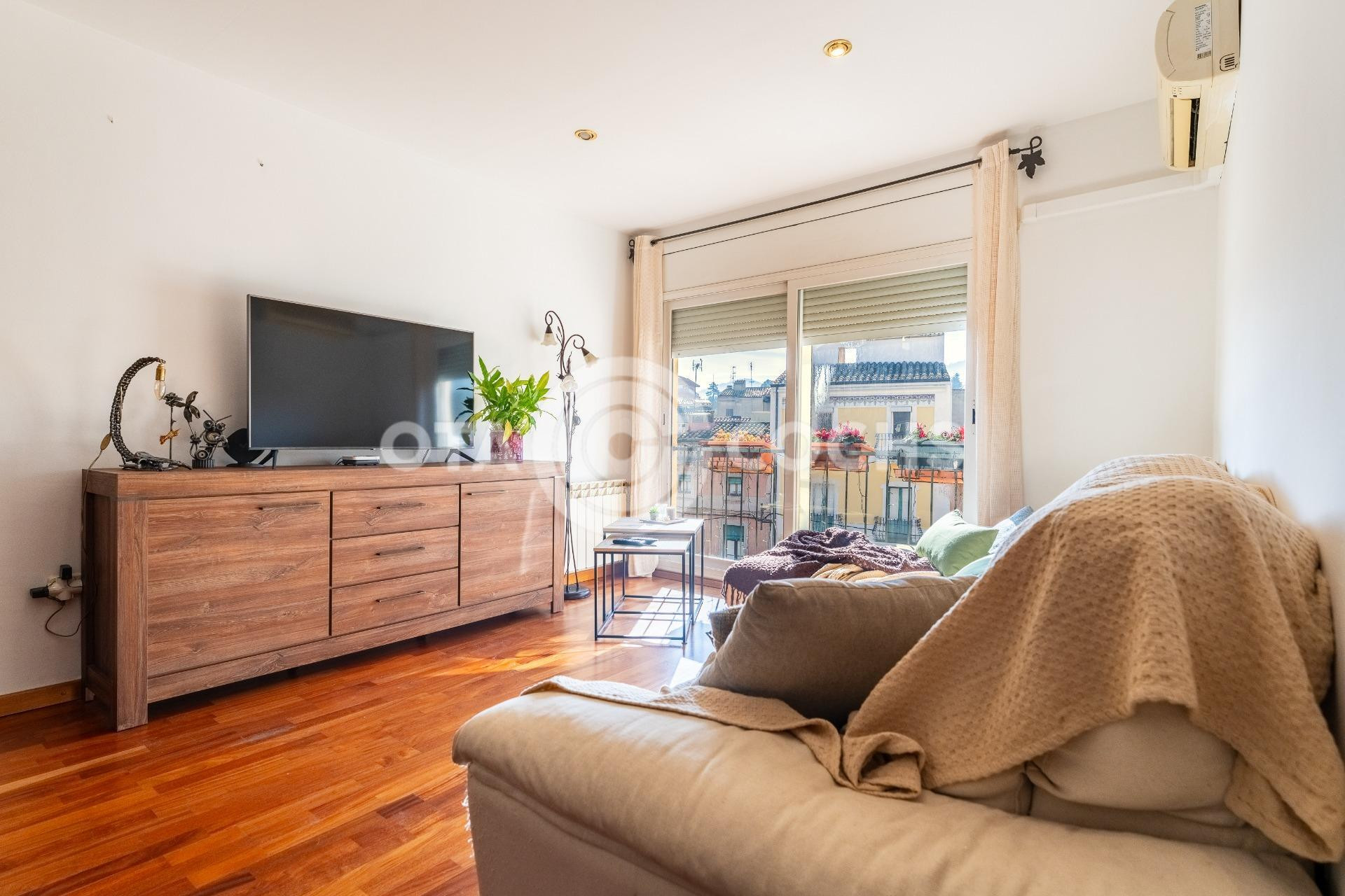 PISO DE TRES habitaciones EN L'ESPLUGA DE FRANCOLI - foto 2