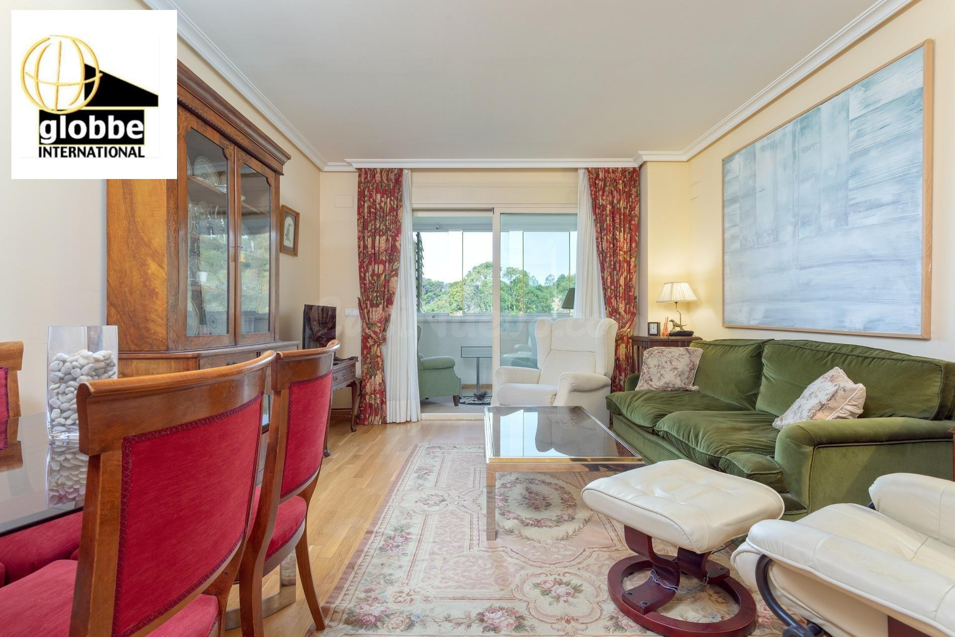 Exclusivo Ático Seminuevo en Limonar, Málaga - Vistas Incomp - foto 3