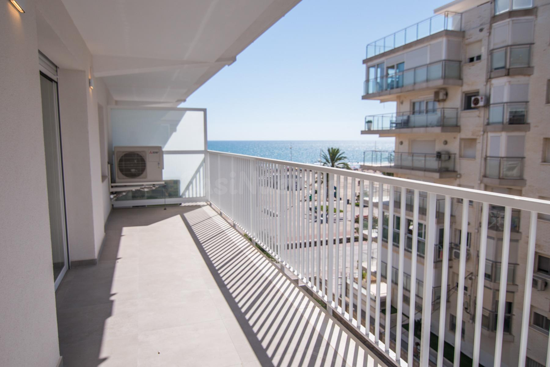 APARTAMENTO PRIMERA LINEA PLAYA GANDIA - foto 2