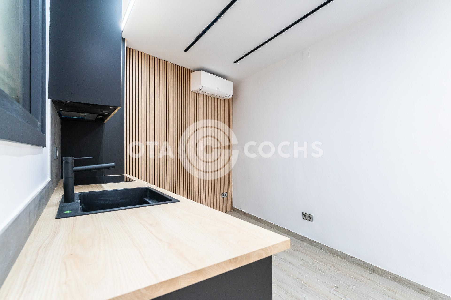 LOFT EN PLANTA BAJA EN LA CALLE CERVANTES DE REUS - foto 4
