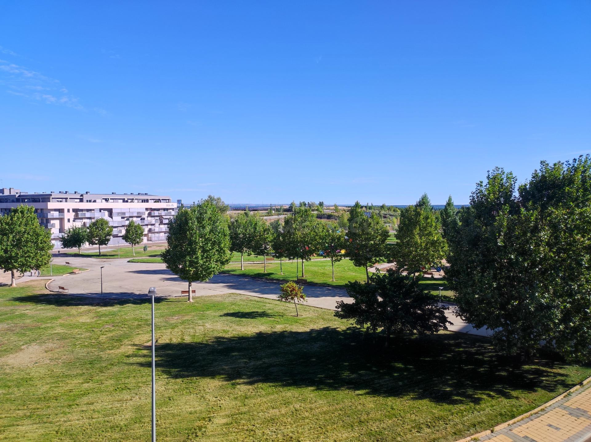 APARTAMENTO EN ARROYO