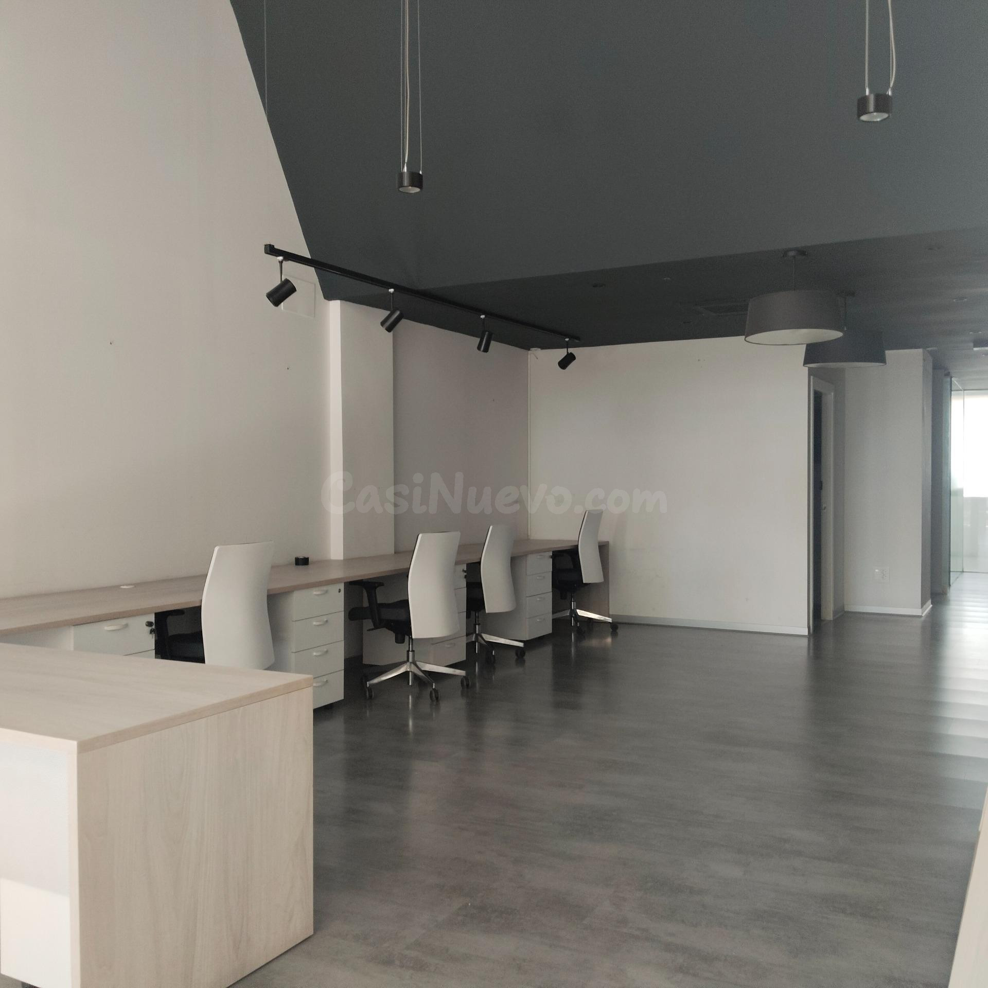 Amplio Local Comercial en el Corazón de Gandia - foto 3