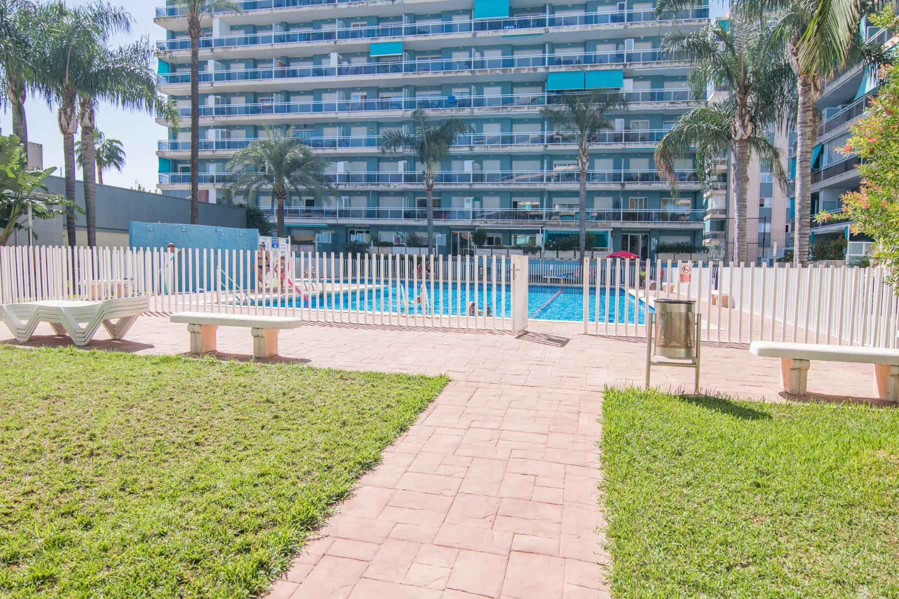 APARTAMENTO EN VENTA ZONA UNIVERSIDAD - foto 2