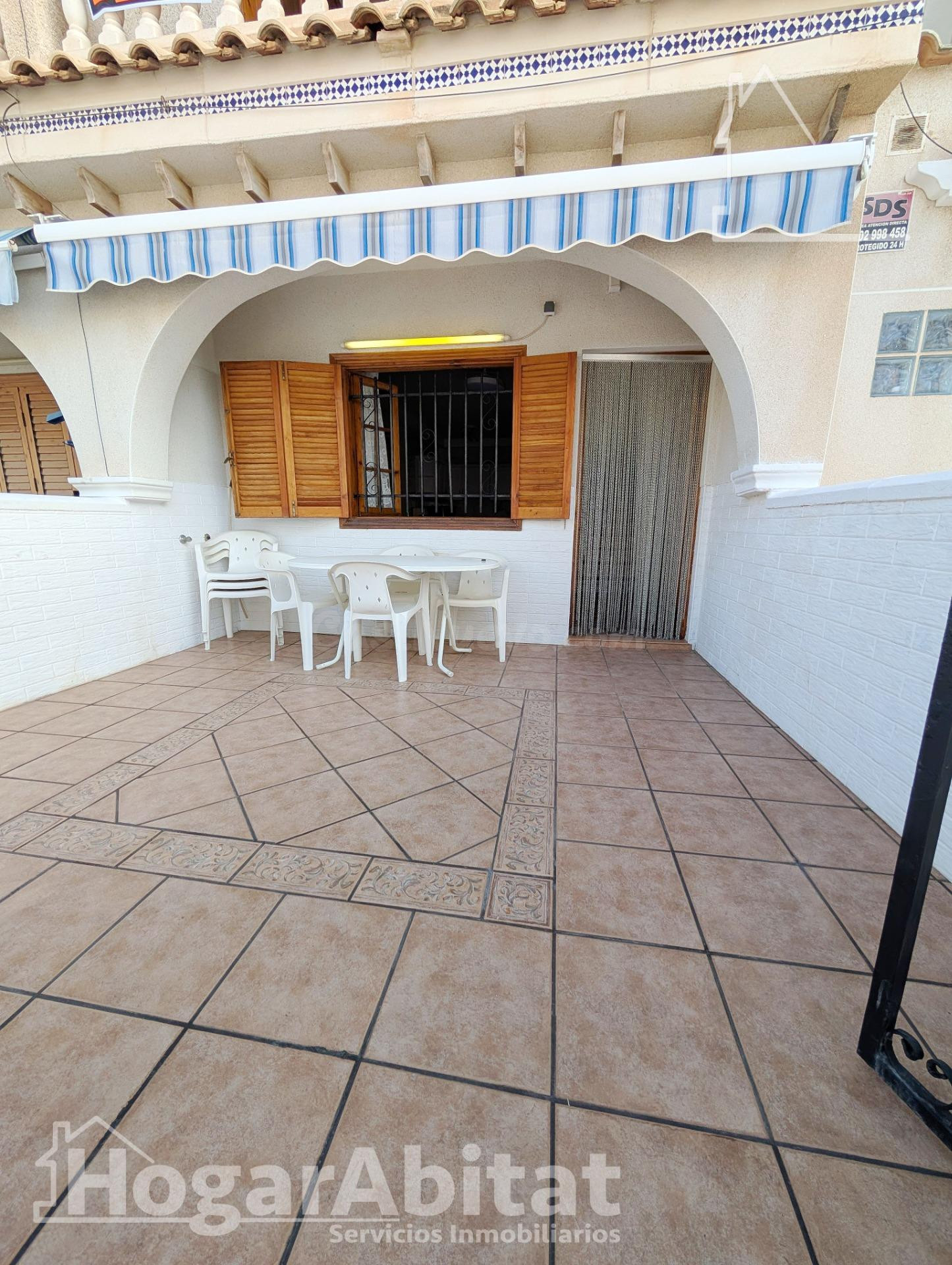 ¡PRIMERA LÍNEA DE PLAYA! PRECIOSA CASA AMPLIA EN RESIDENCIAL - foto 4