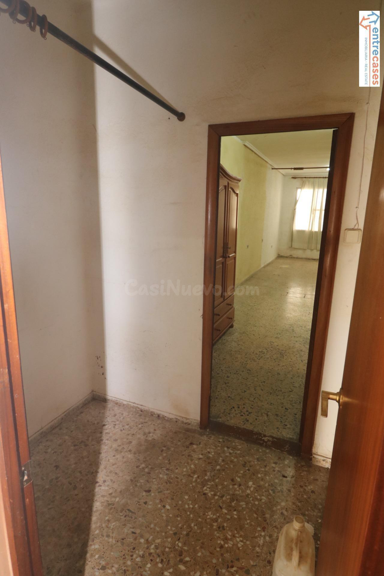 LOCAL COMERCIAL 98 m2 ÚTILES + GRAN ESCAPARATE | SAGUNTO - foto 5