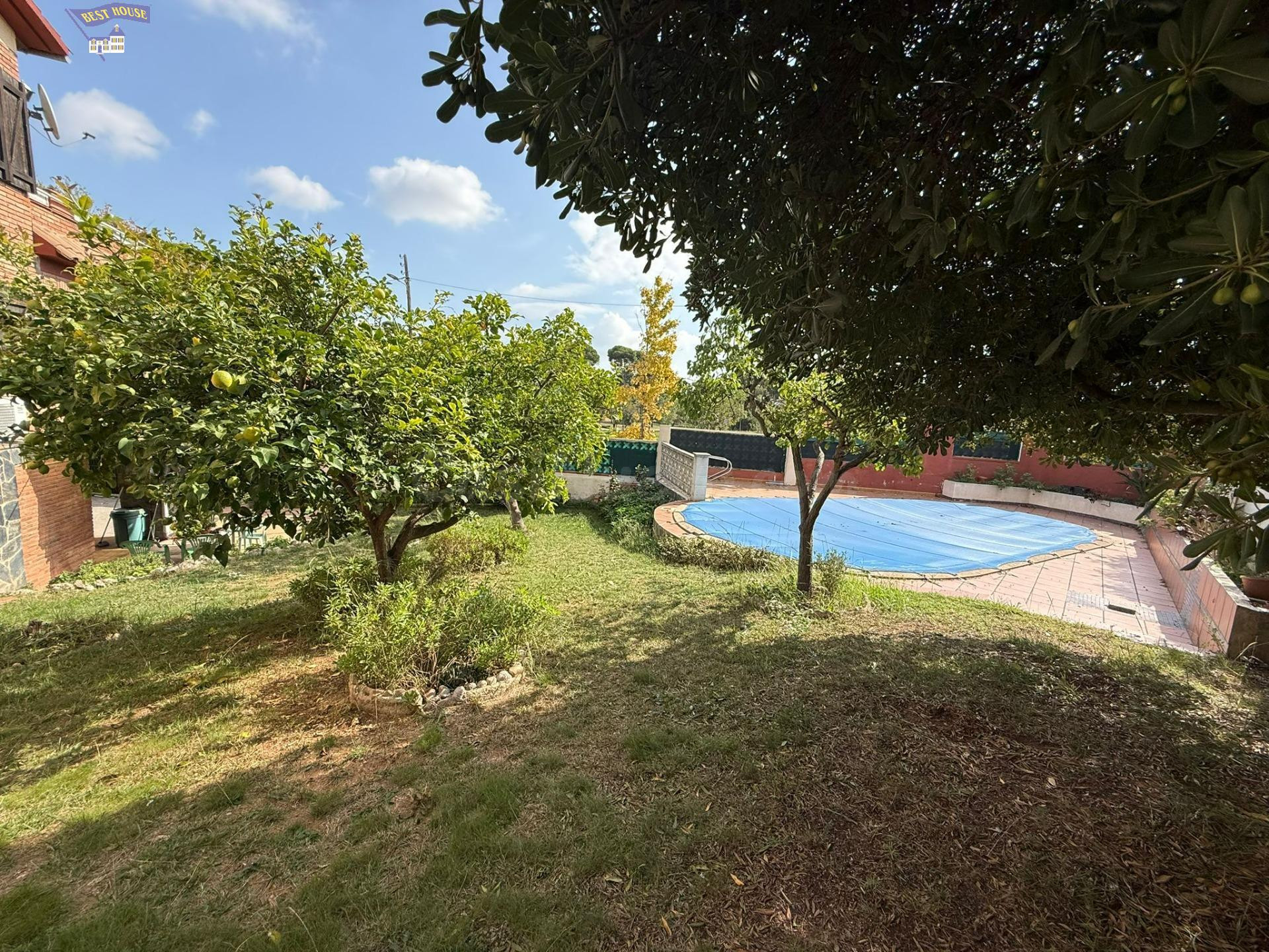 IMPRESIONANTE CASA EN BARBERA DEL VALLES - ZONA CAN GORGS II - foto 3