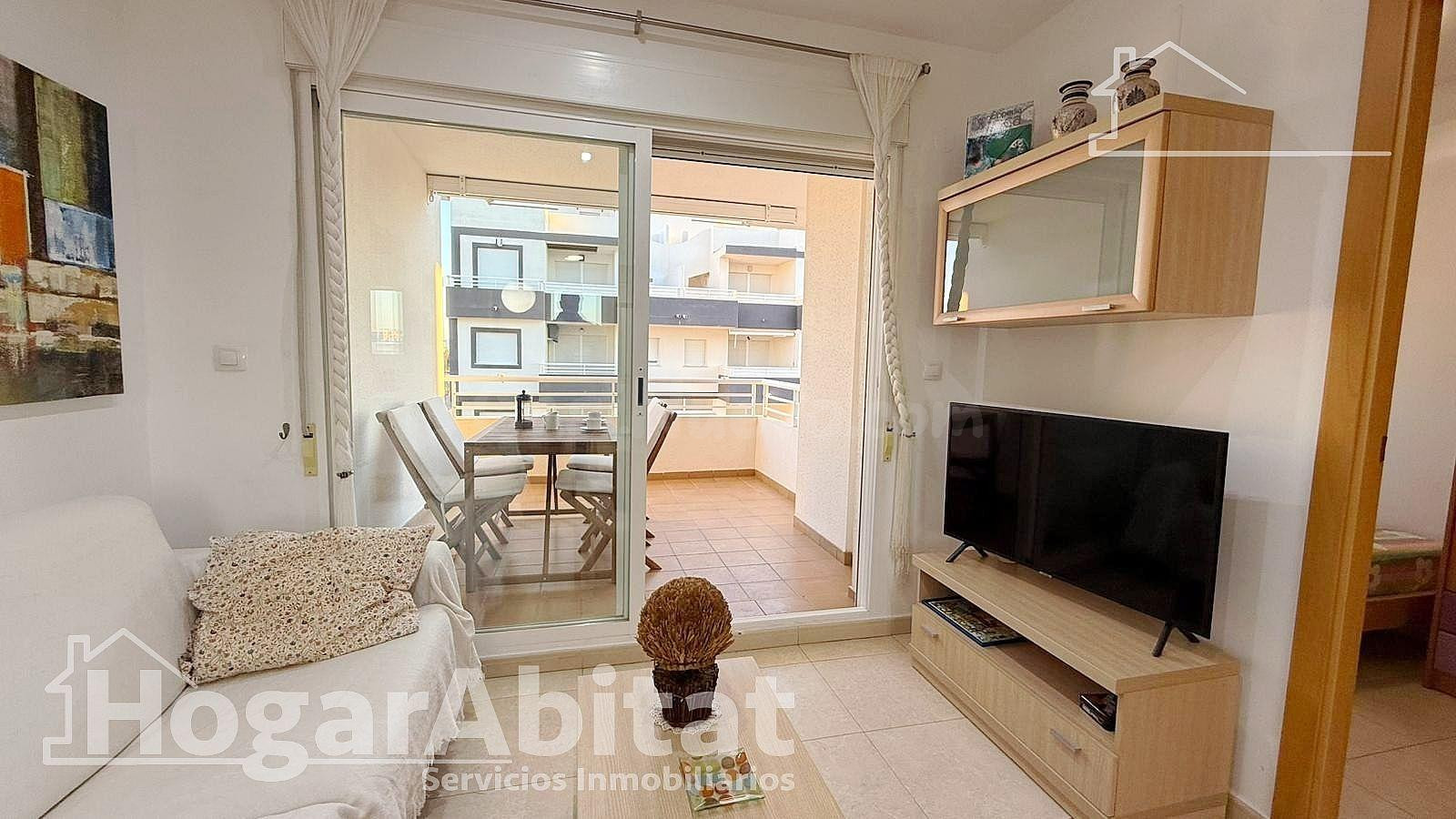 ¡PLAYA DE PILES! ALTO Y ACOGEDOR EN RESIDENCIAL CON PISCINA  - foto 4