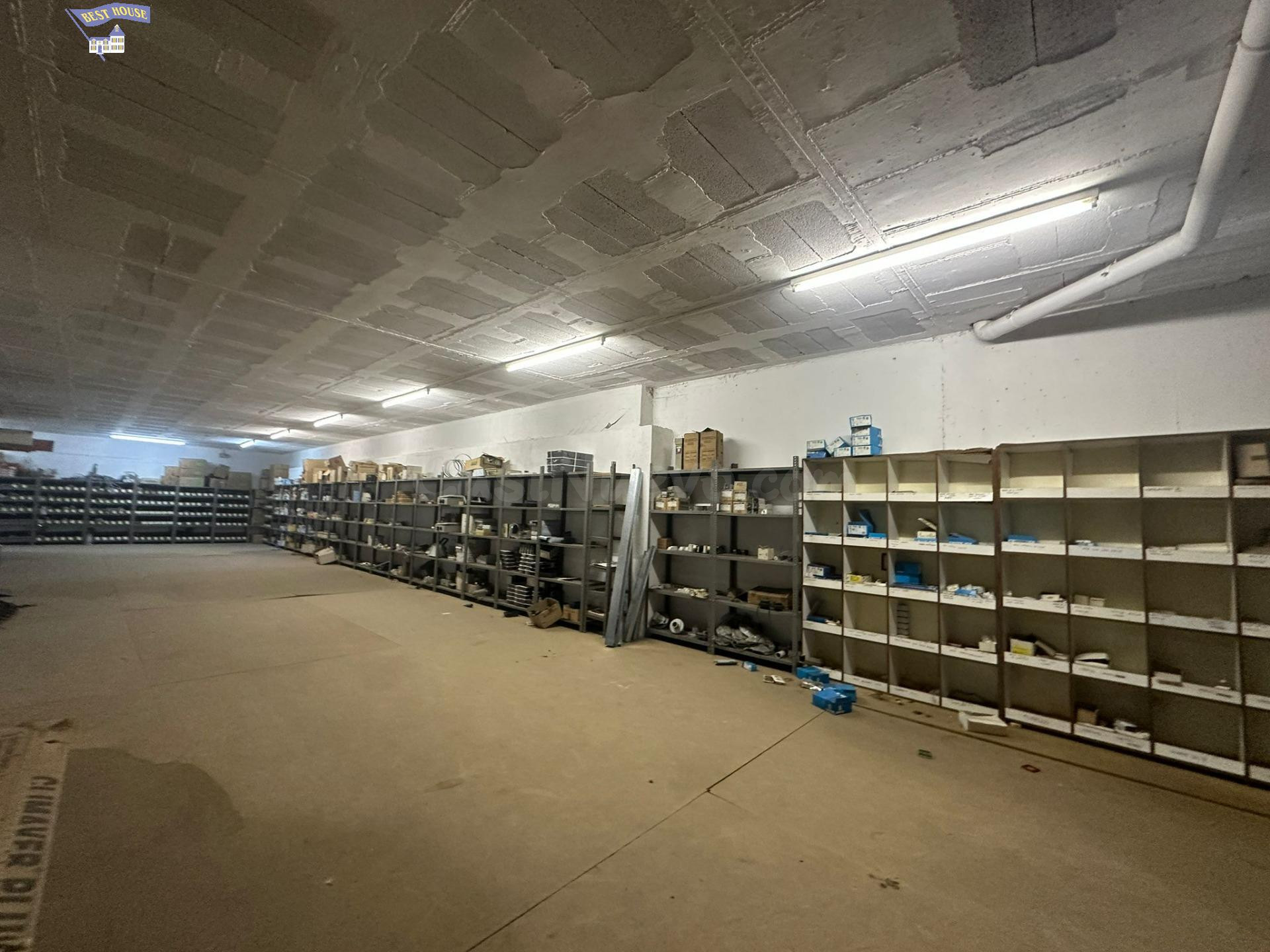 GRAN OPORTUNIDAD LOCAL COMERCIAL EN FONTETES, CERDANYOLA DEL
