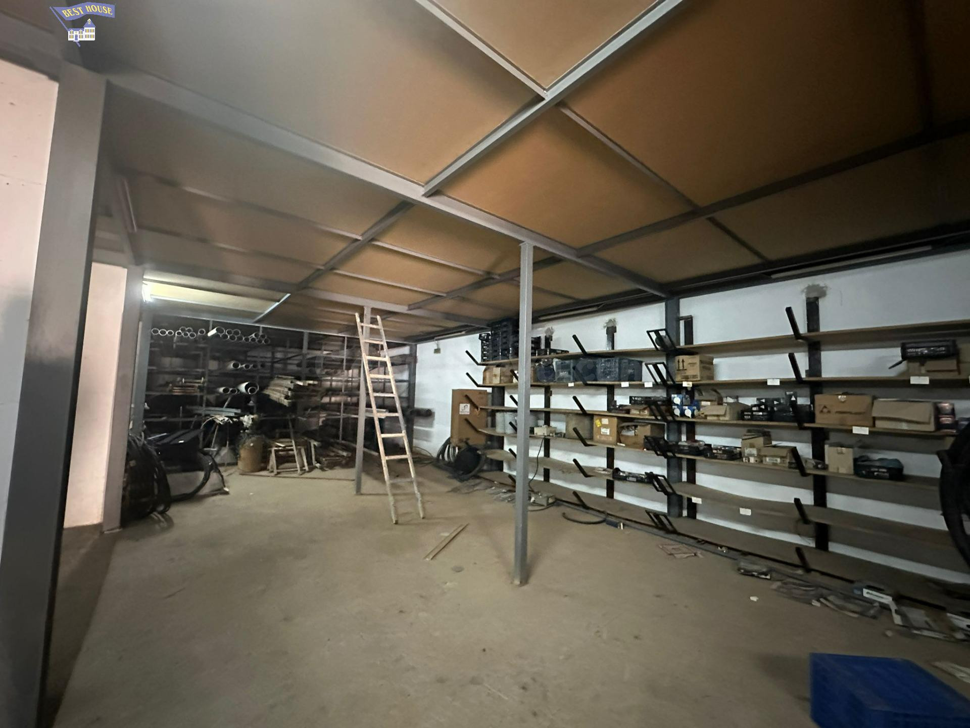 GRAN OPORTUNIDAD LOCAL COMERCIAL EN FONTETES, CERDANYOLA DEL - foto 3