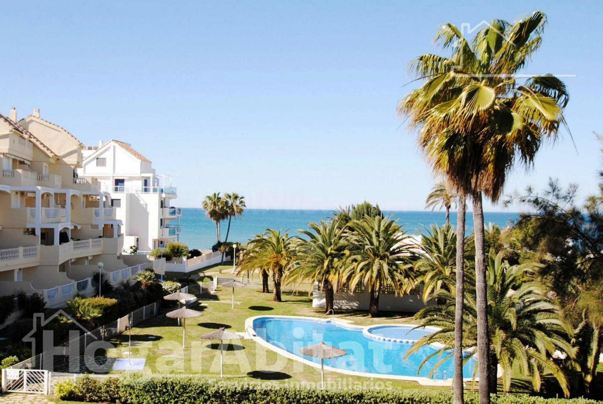 ¡VISTAS FRONTALES AL MAR! LUMINOSO EN RESIDENCIAL CON PISCIN - foto 3
