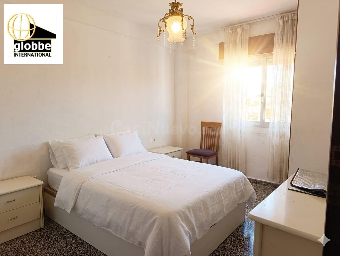 Piso en Huelin, Málaga - Oportunidad de Reforma a Solo €289,000 - foto 2