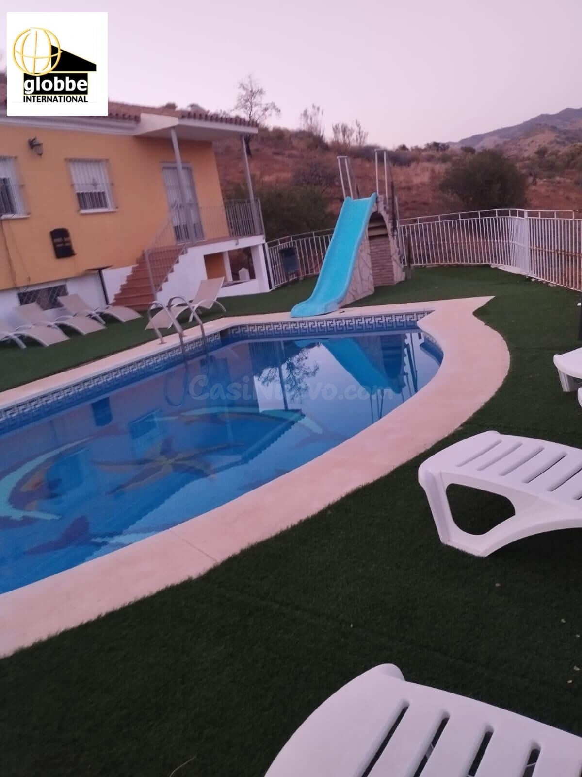 Impresionante Chalet en Puerto de la Torre, (PUENTE DE HIERRO)  Málaga por €480,000 - foto 4