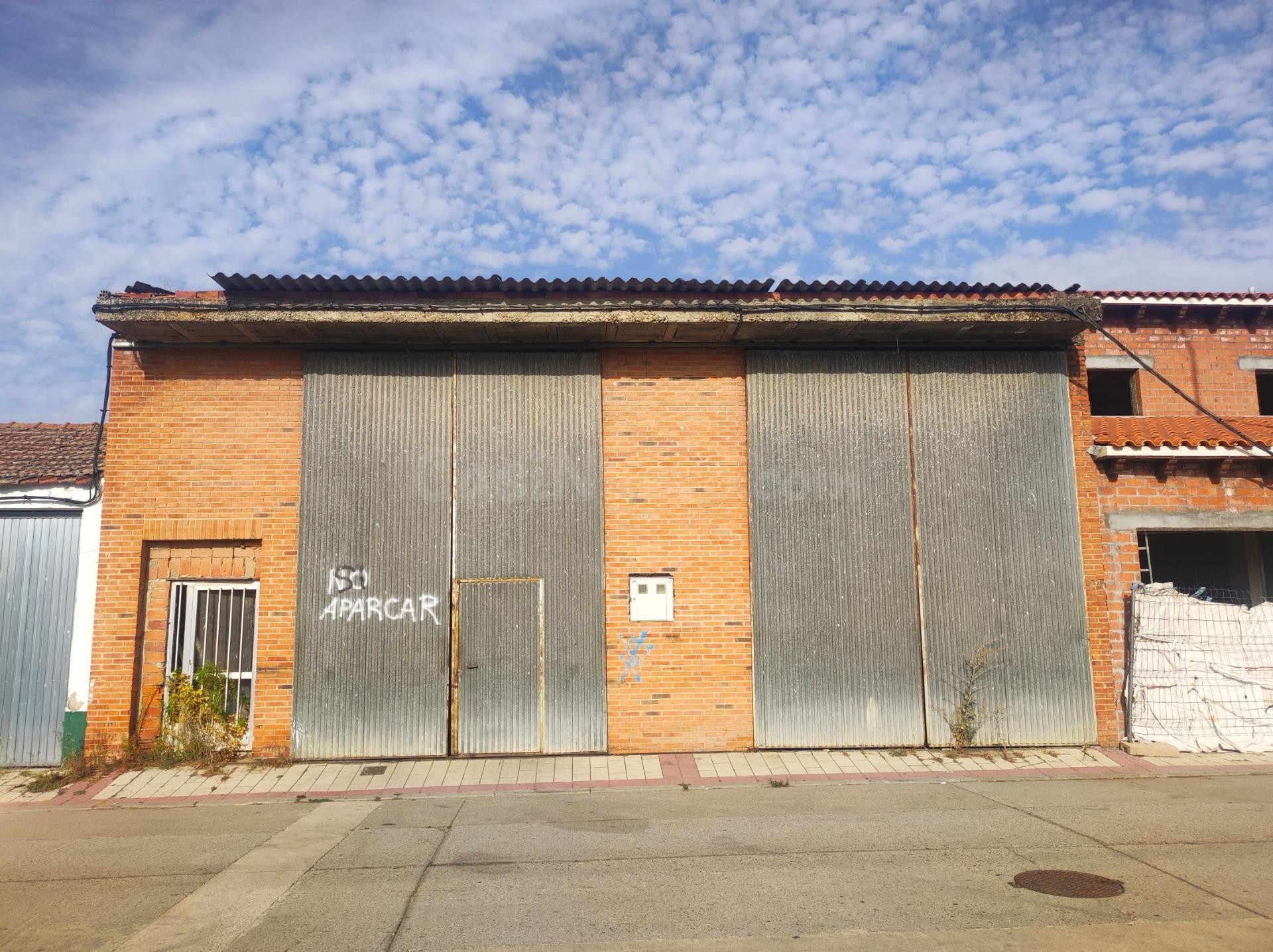 Parcela urbana de 910 m2 en Puente Duero - foto 4