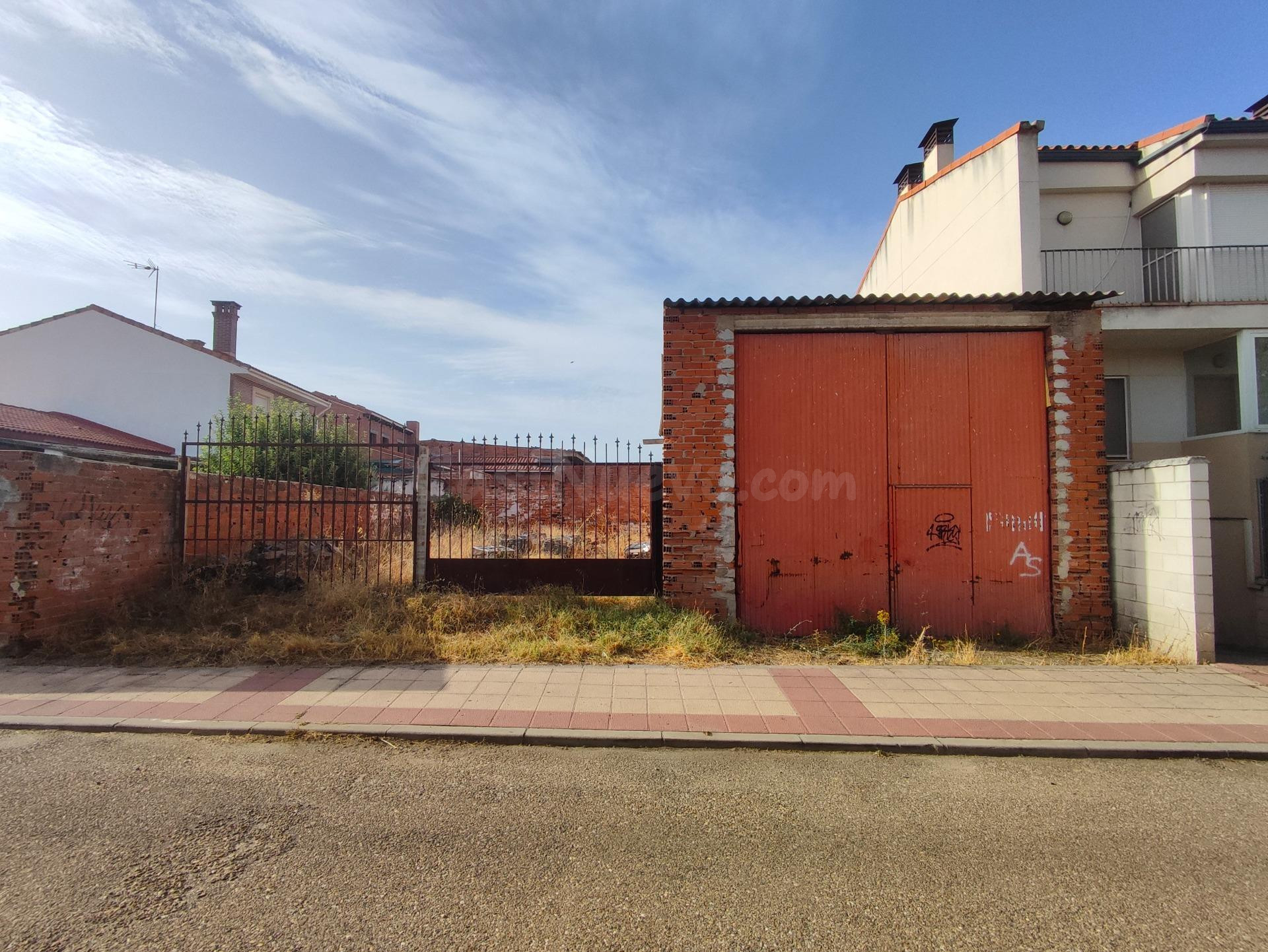 Parcela urbana de 910 m2 en Puente Duero - foto 5