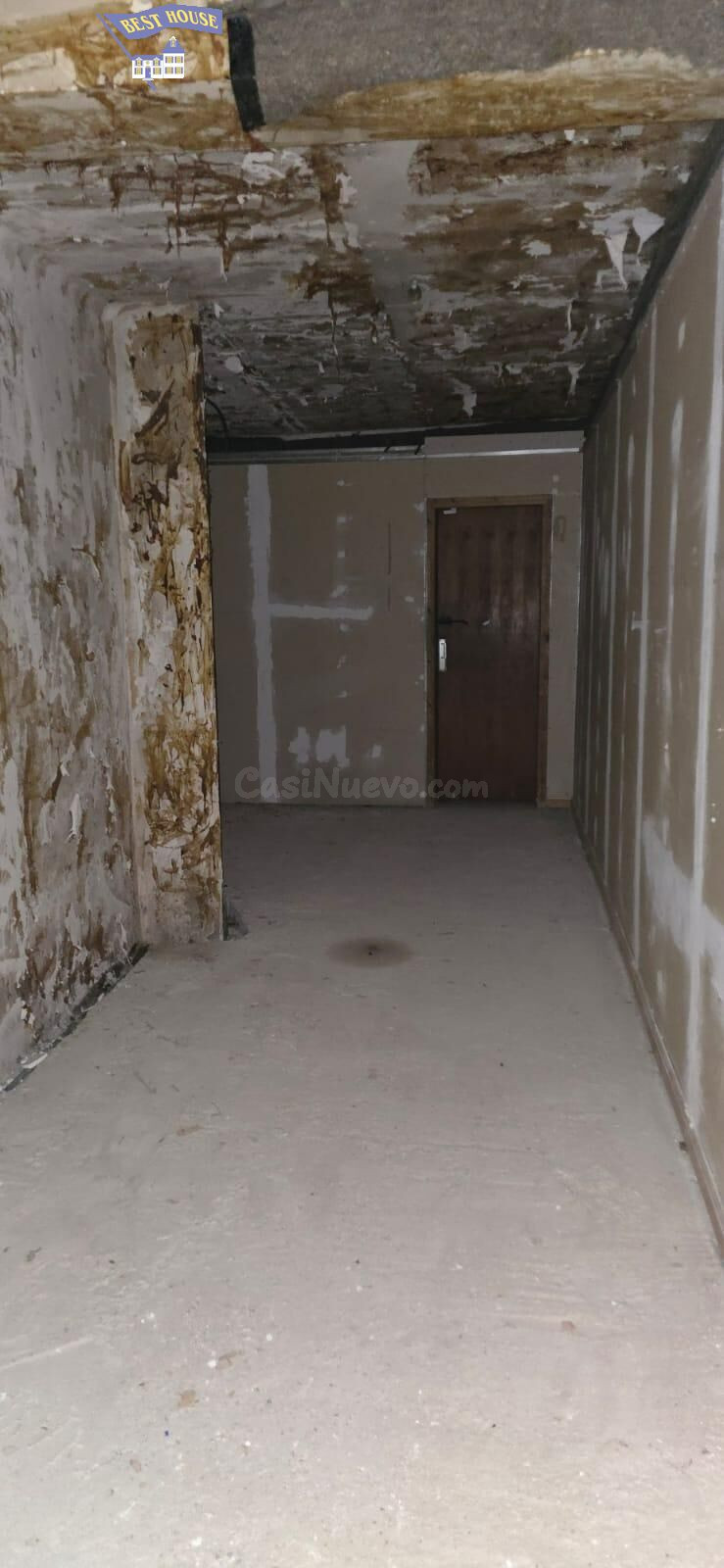 OPORTUNIDAD DE INVERSIÓN: LOCAL COMERCIAL EN EL GUINARDÓ, BARCELONA