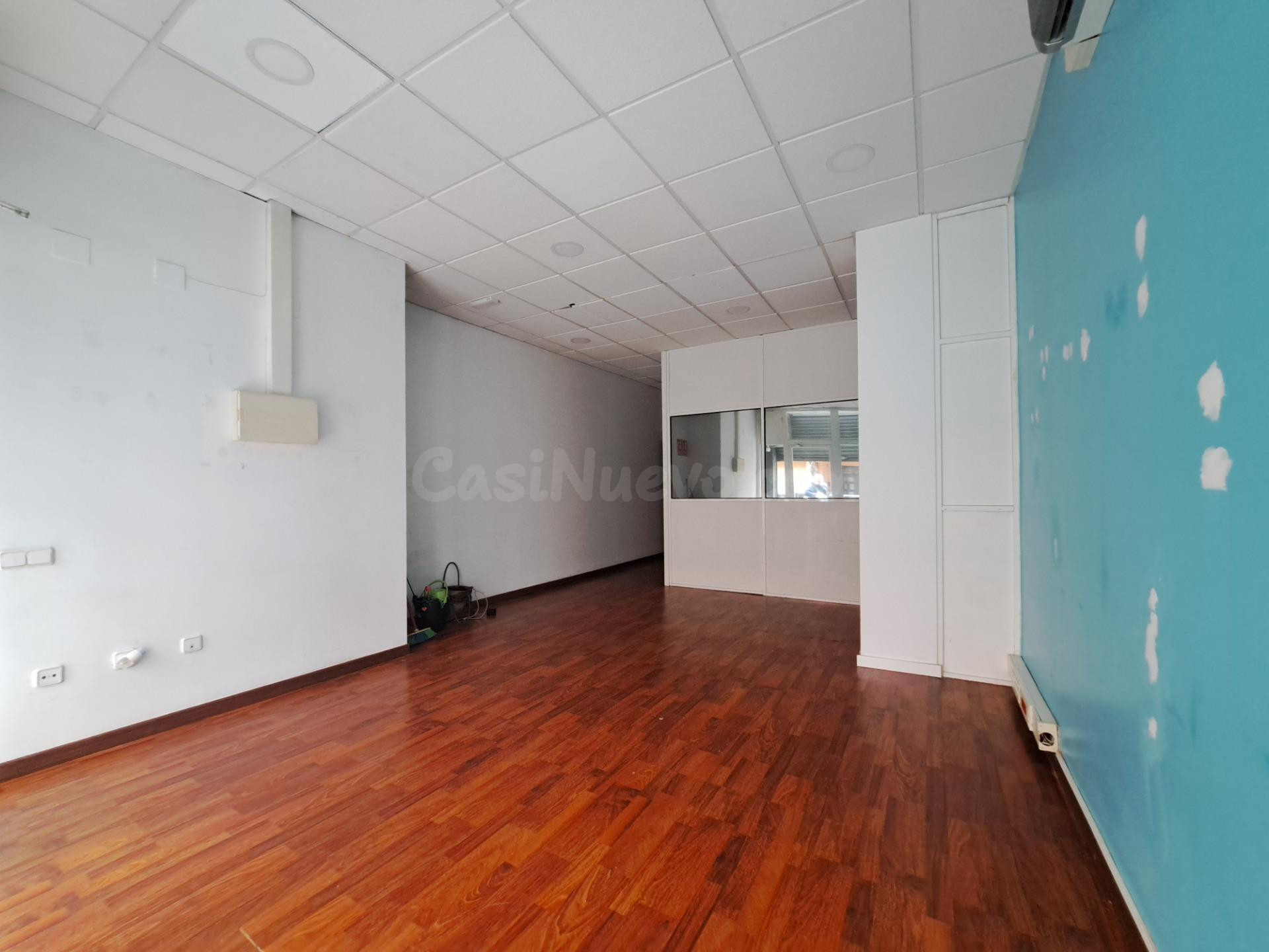 MAGNÍFICO LOCAL HABILITADO, IDEAL OFICINA O TIENDA ZONA TORR - foto 3