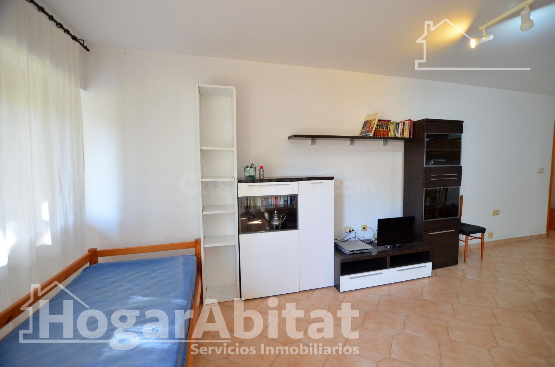 EN RESIDENCIAL CON PISCINA, GARAJE Y TERRAZA JUNTO A LA PLAY - foto 5