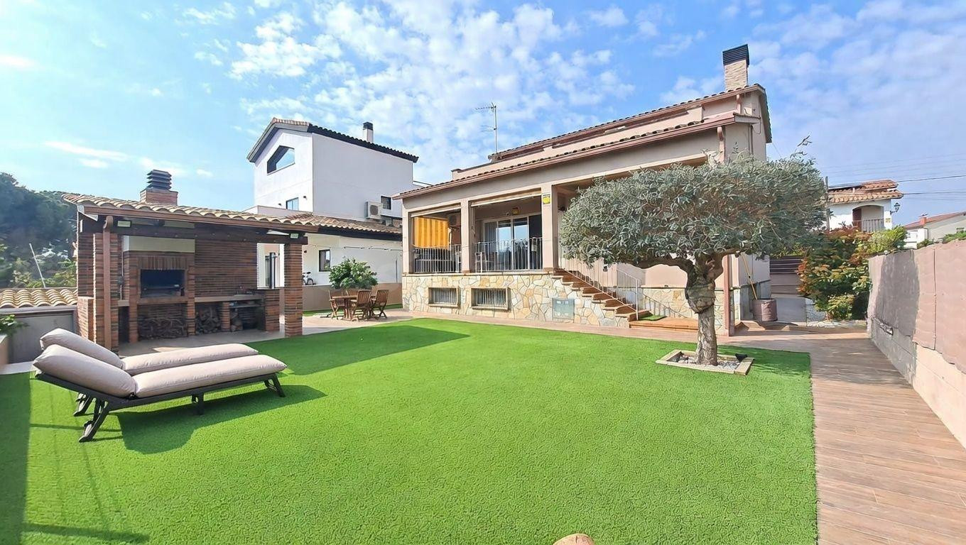 Impresionante Casa a 4 vientos en Sant Hilari, 5 habitacione