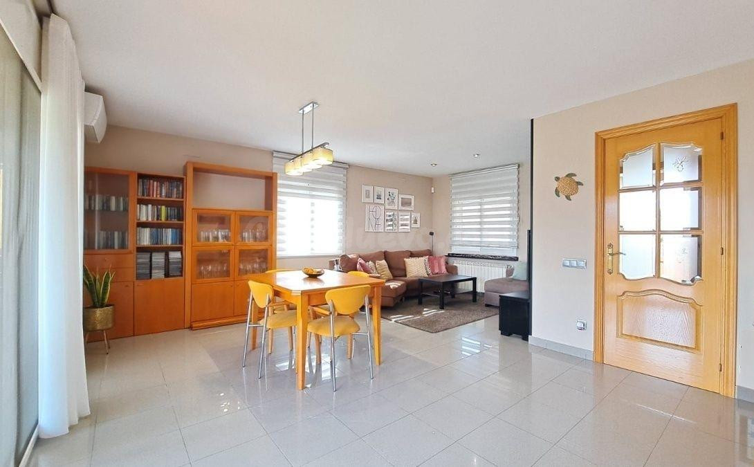 Impresionante Casa a 4 vientos en Sant Hilari, 5 habitacione - foto 4