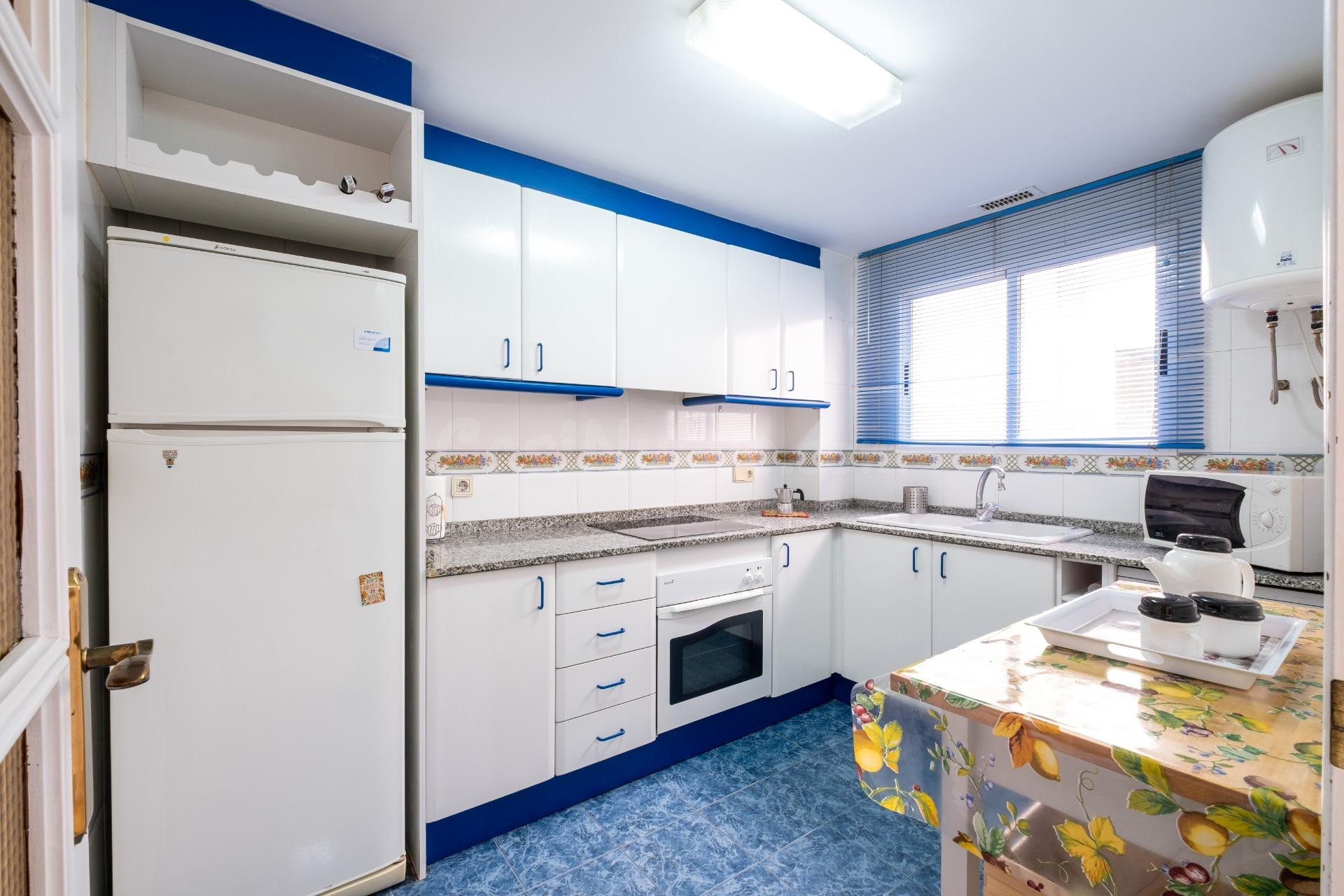APARTAMENTO EN ALQUILER PARA ESTUDIANTES UNIVERSITARIOS. ZON - foto 3