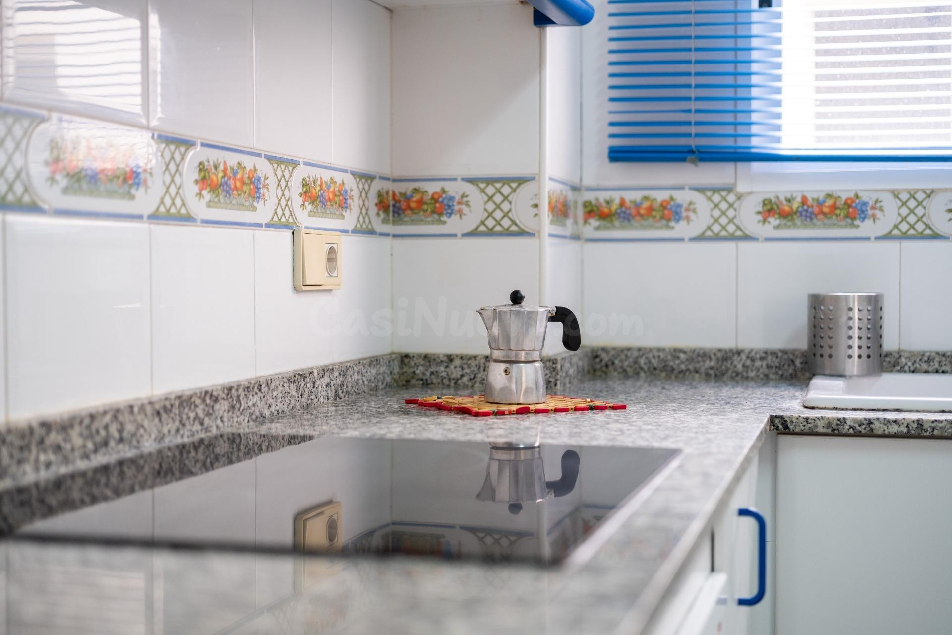 APARTAMENTO EN ALQUILER PARA ESTUDIANTES UNIVERSITARIOS. ZON - foto 4