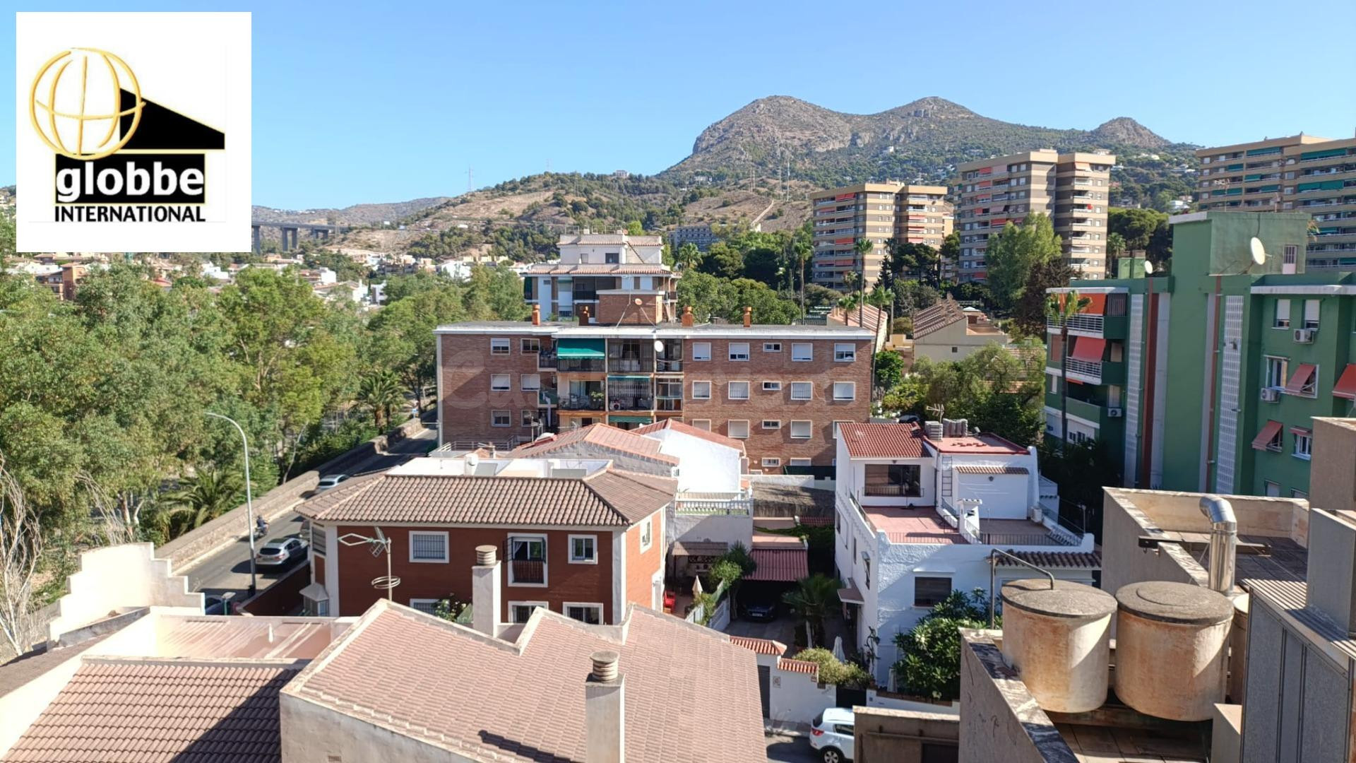 Amplio Piso en Málaga Este con Vistas Inigualables - foto 2