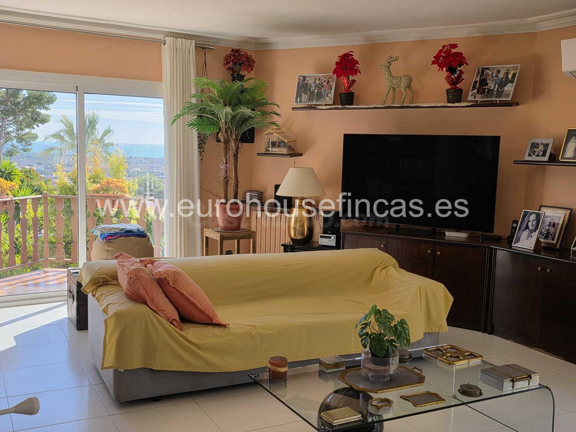 Exclusiva Casa en Venta en Montemar – Castelldefels con Vist