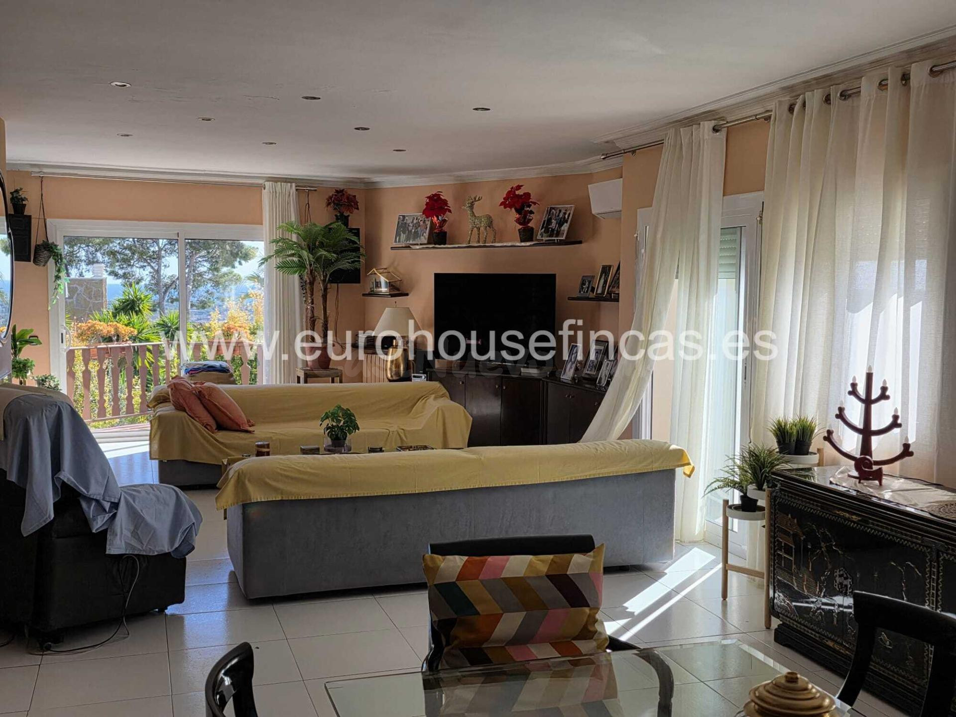 Exclusiva Casa en Venta en Montemar – Castelldefels con Vist - foto 2