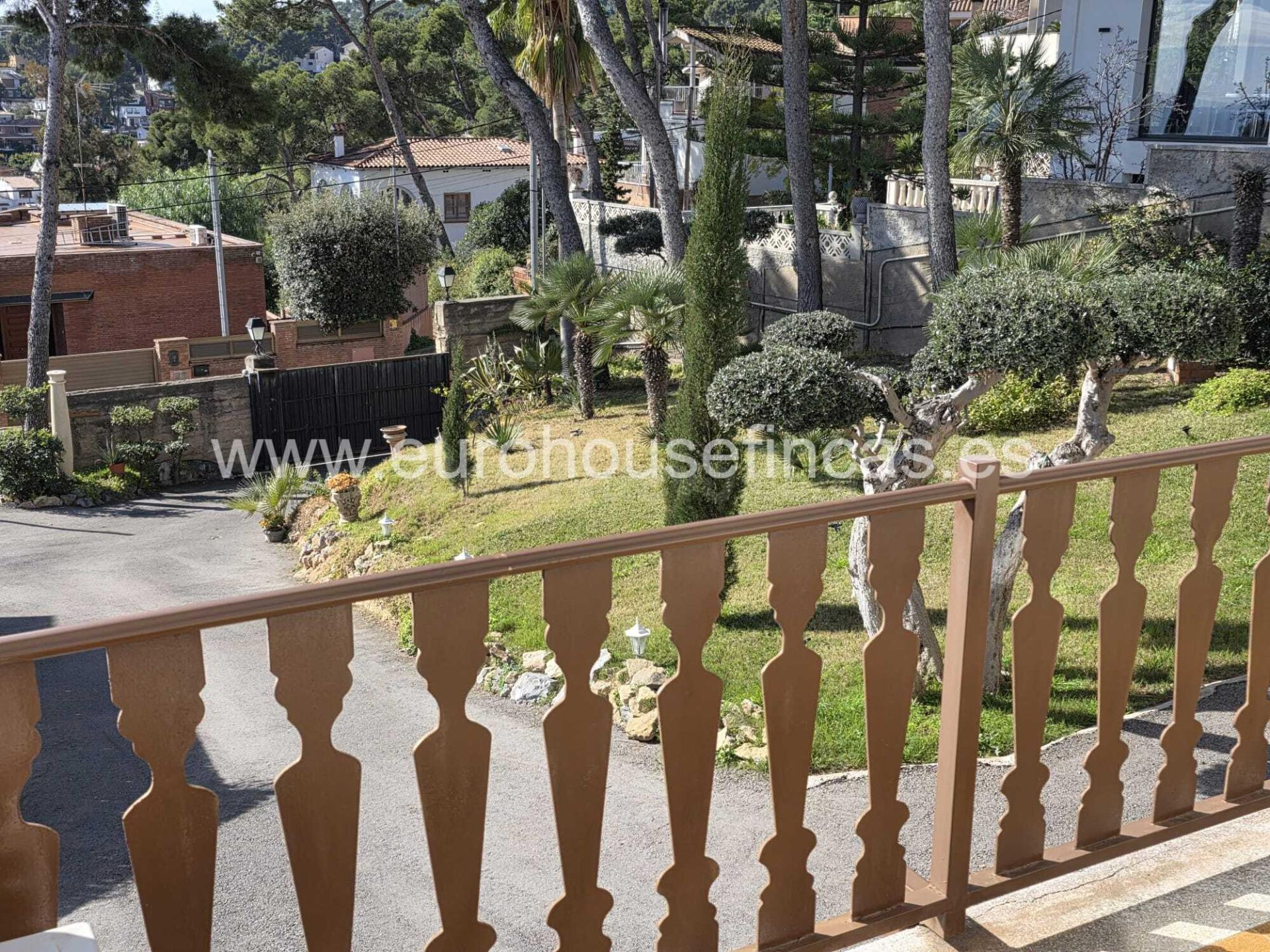 Exclusiva Casa en Venta en Montemar – Castelldefels con Vist - foto 5