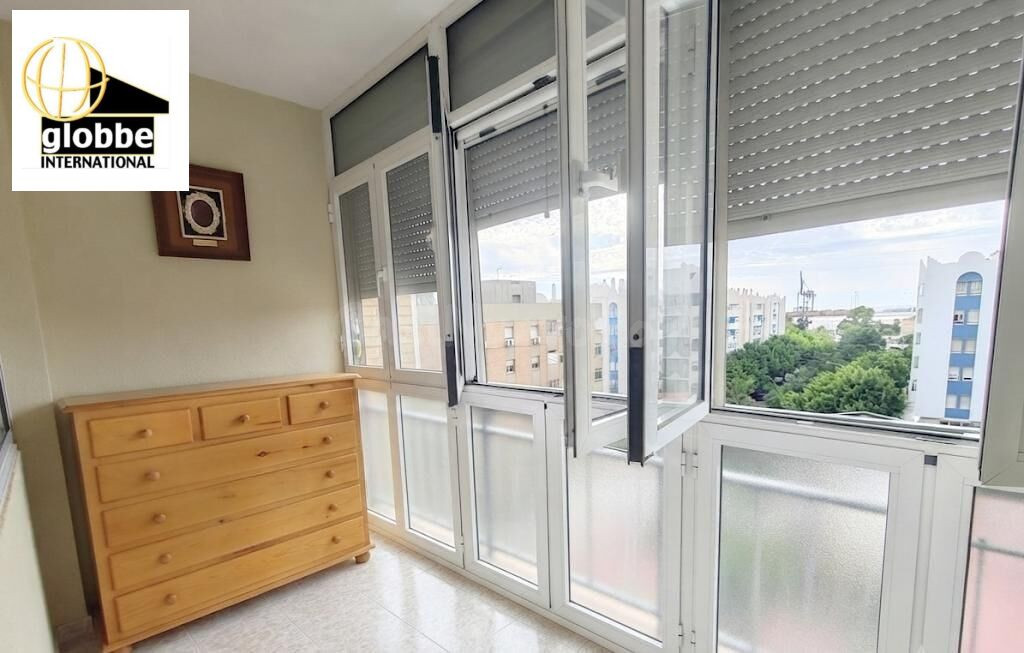 Amplio Piso en Málaga, La Princesa-Huelin con Vistas al Mar  - foto 4