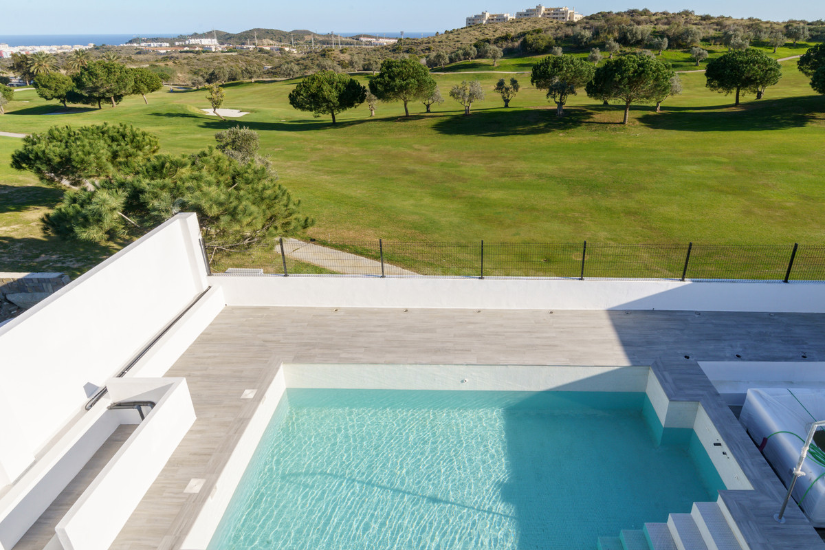 Chalet 3 habitaciones 248m² en venta - Cerros del Águila - foto 3