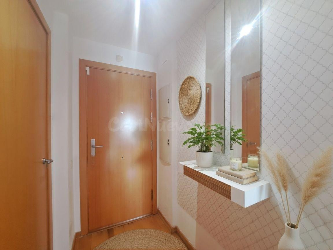 PISO 2 DORMITORIOS, ASCENSOR, PARQUING, PISCINA COMUNITARIA - foto 4