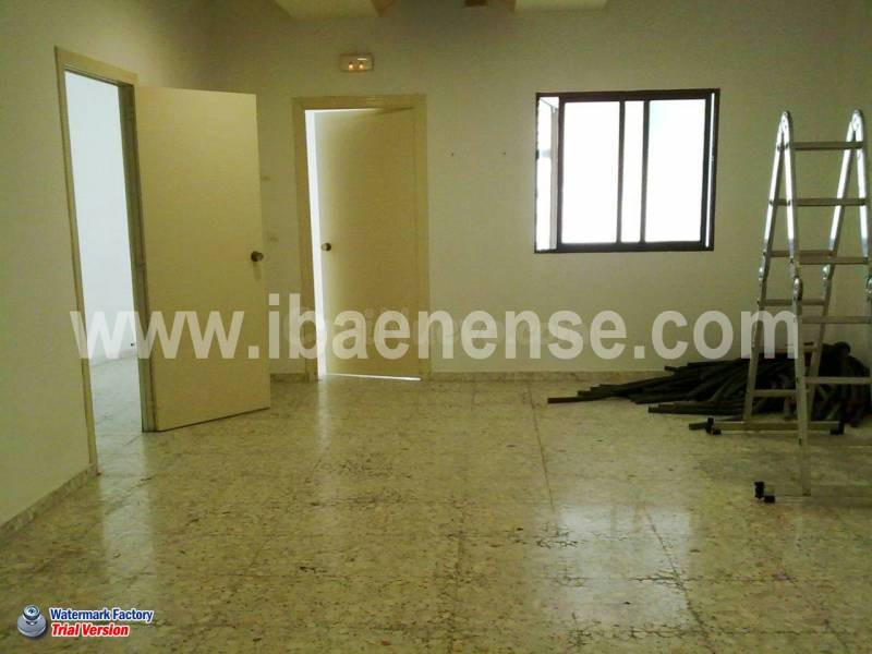 Local comercial en alquiler - foto 2