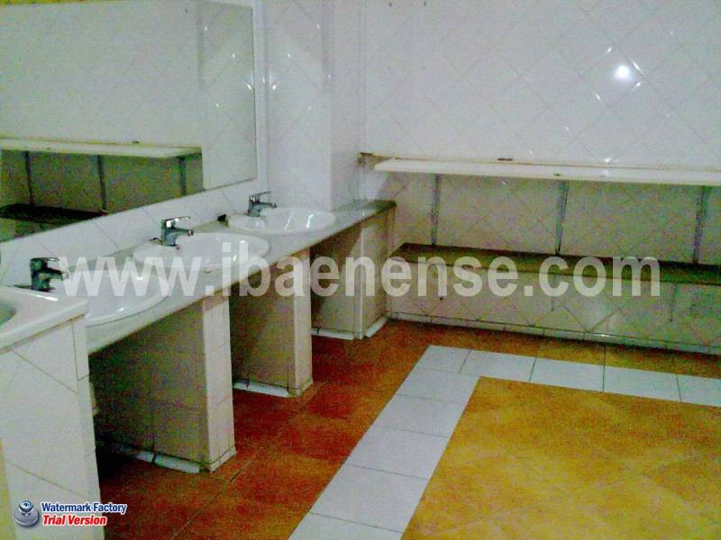 Local comercial en alquiler - foto 5