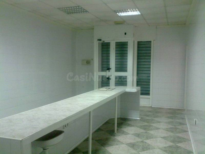 Local comercial en alquiler