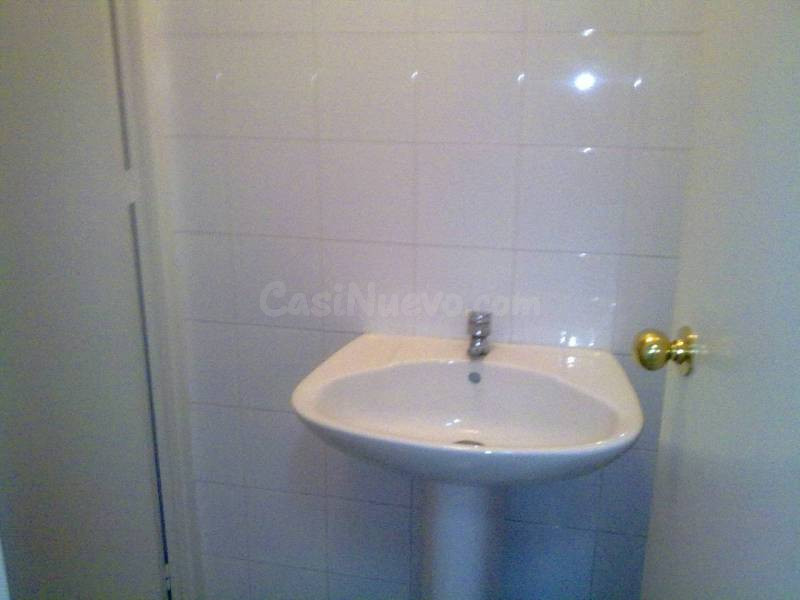 Local comercial en alquiler - foto 3