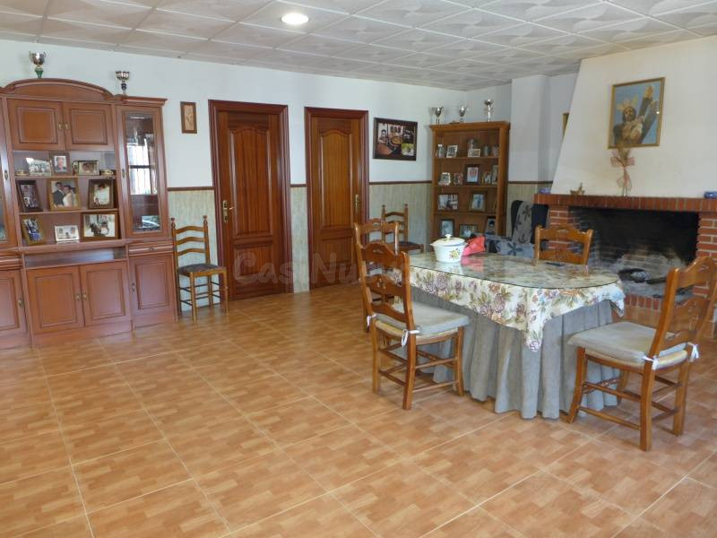 Casa de campo a un paso del casco urbano - foto 2
