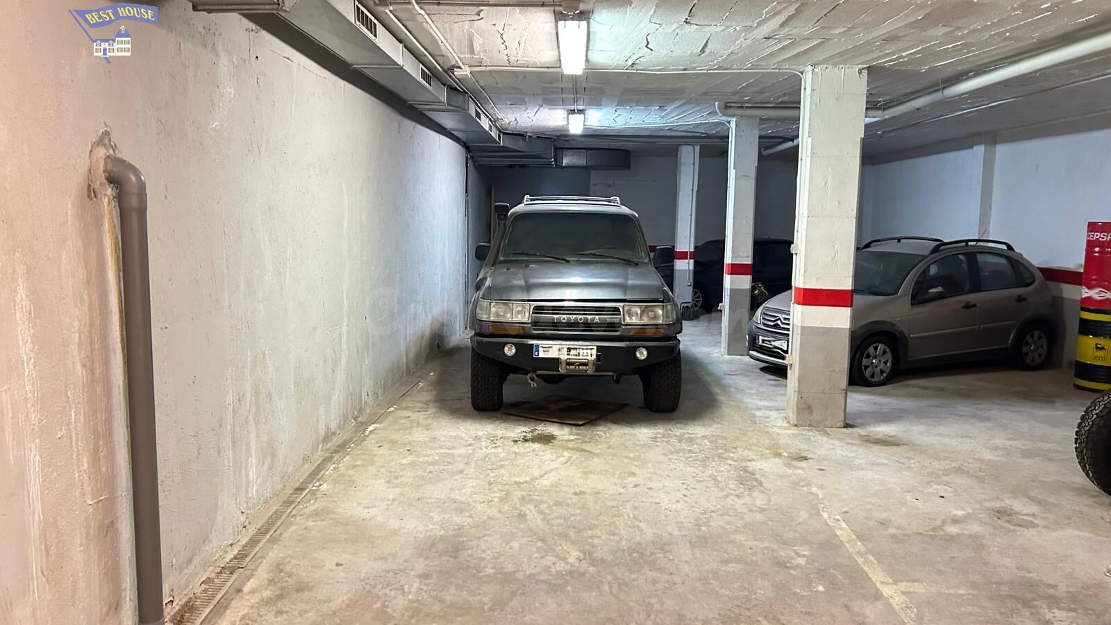 ¡OPORTUNIDAD ÚNICA! AMPLIO ALMACÉN DE 240 M2 EN ZONA CAN ORI - foto 2