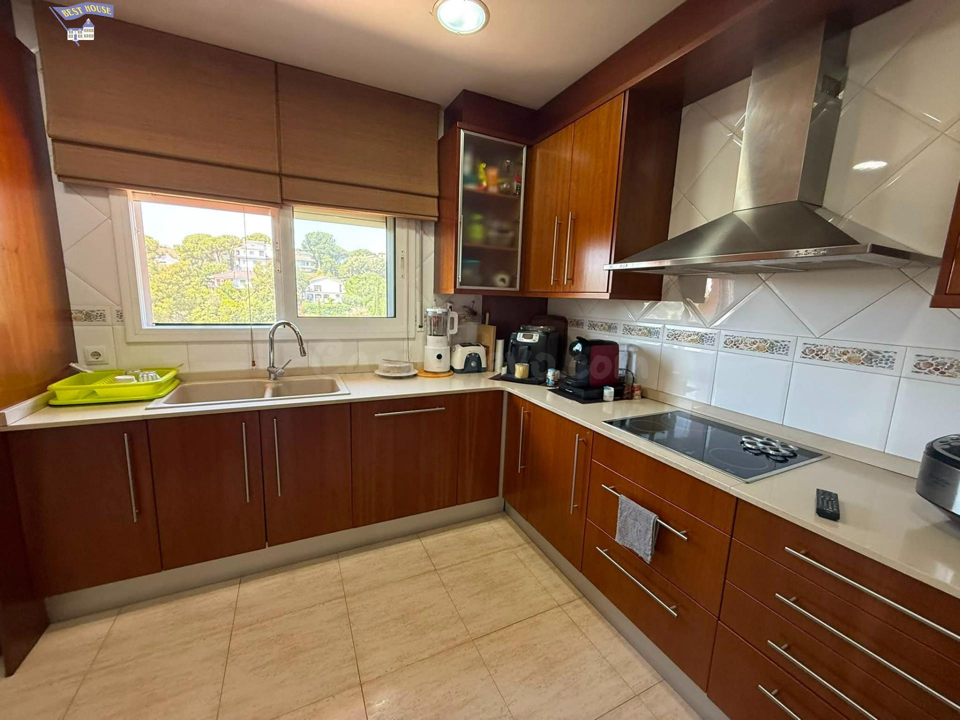 AMPLITUD, PRIVACIDAD Y CALIDAD DE VIDA EN UNA CASA ÚNICA EN  - foto 4