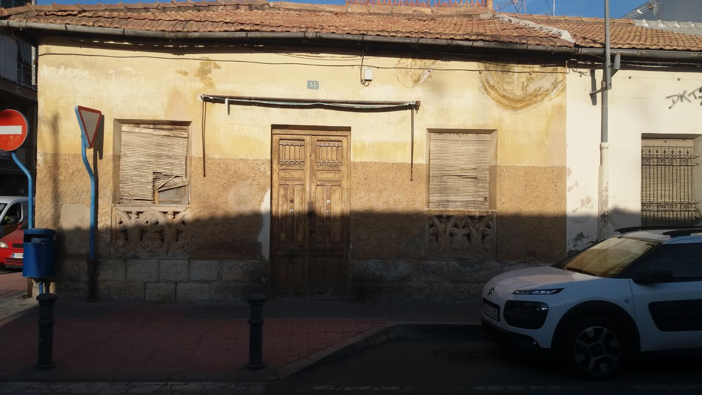 DOS CASAS CON TERRENO EN EL CORAZÓN DE LA FLORIDA !!!! - foto 2