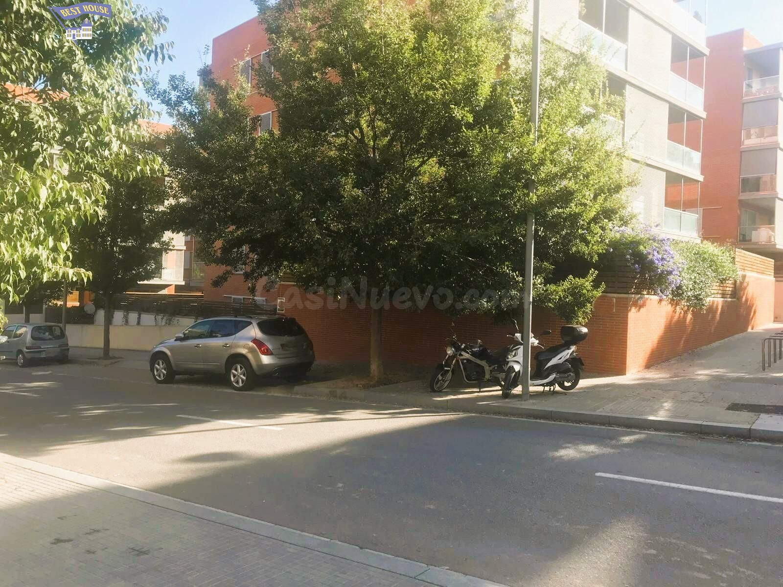 RENTABILIDAD Y COMODIDAD PLAZAS DE APARCAMIENTO EN VENTA SAN - foto 2