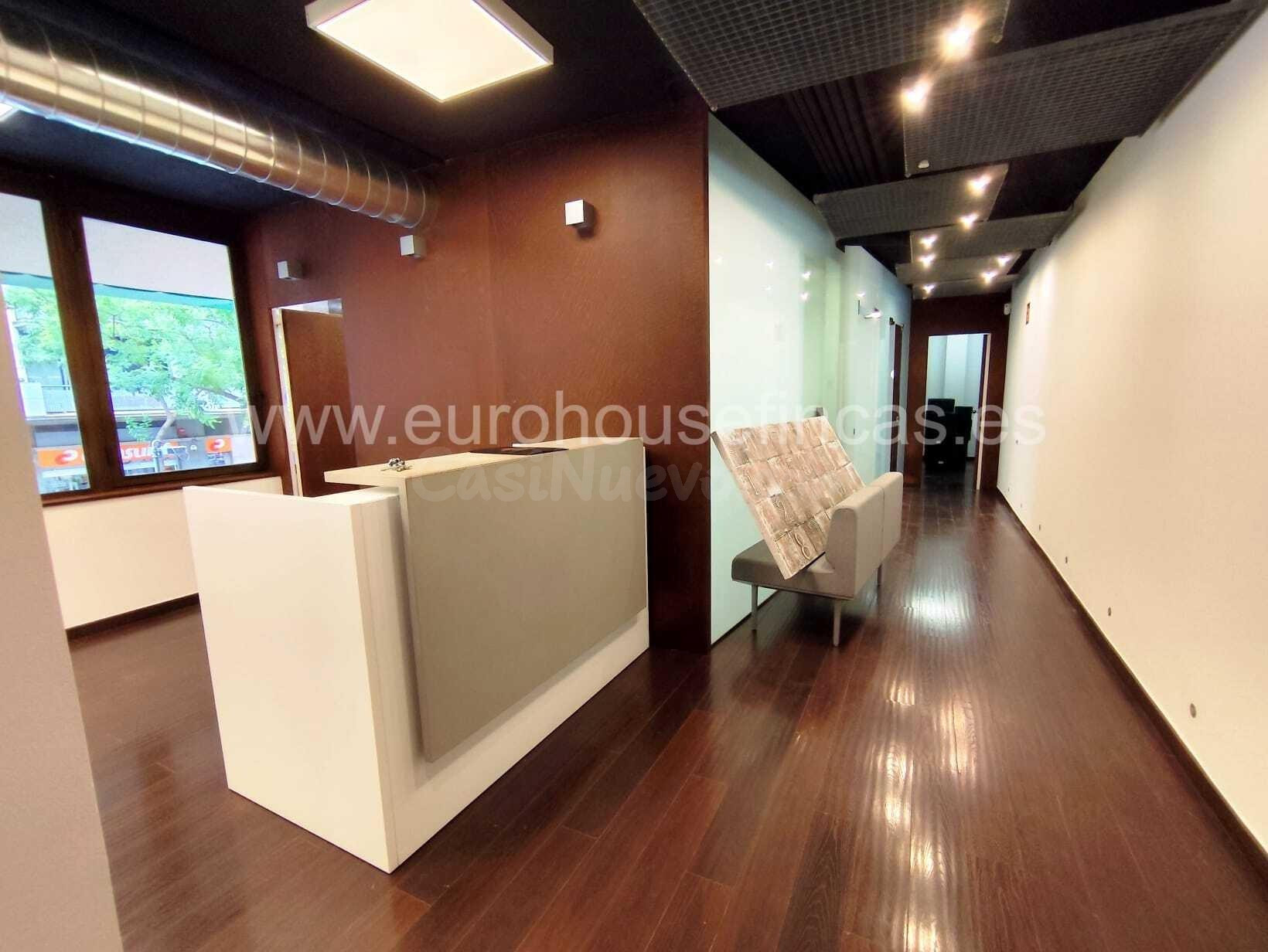 ¡OPORTUNIDAD DE ALQUILER EN SANTS! ✨ - foto 4