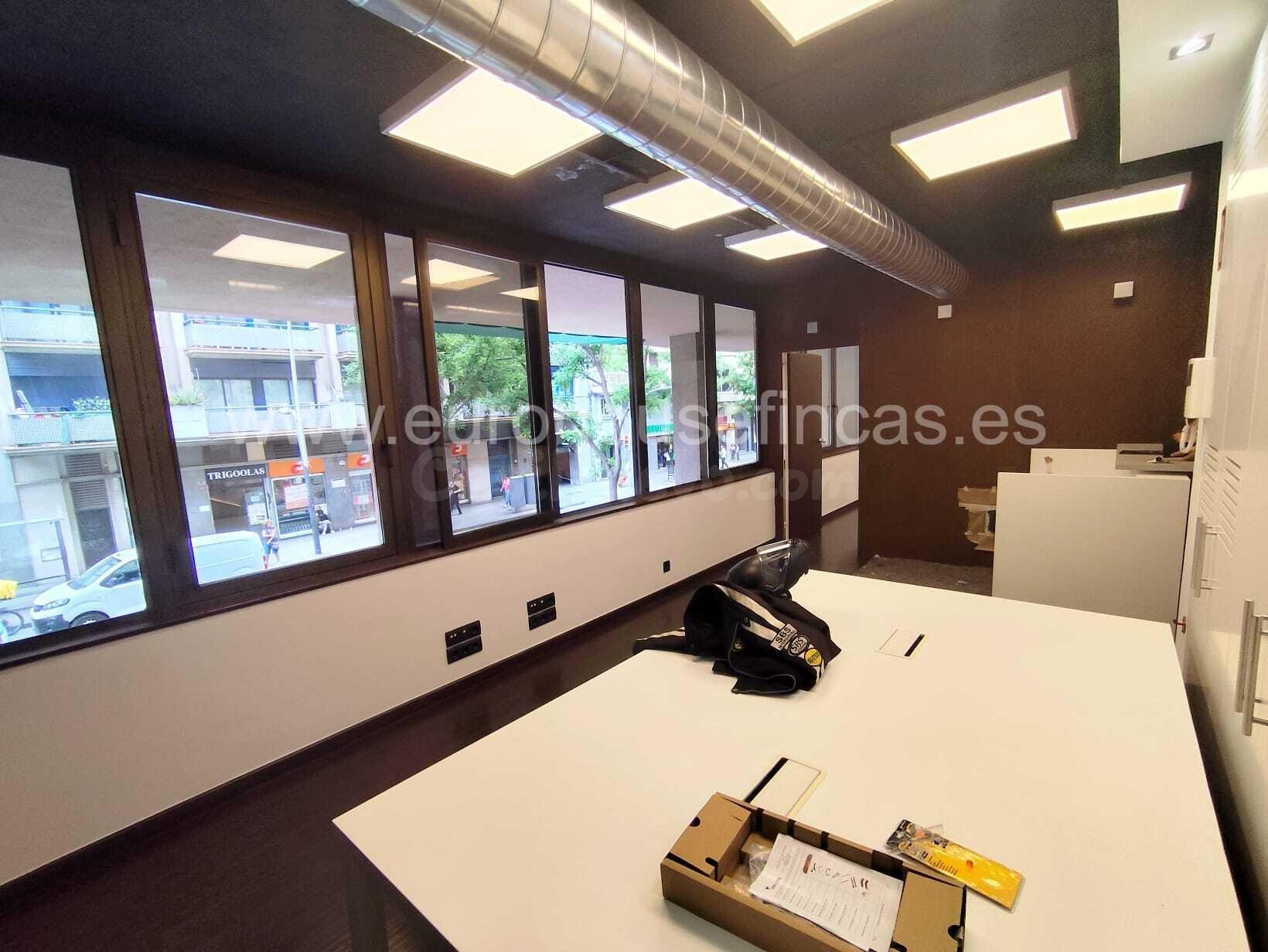 ¡OPORTUNIDAD DE ALQUILER EN SANTS! ✨ - foto 5